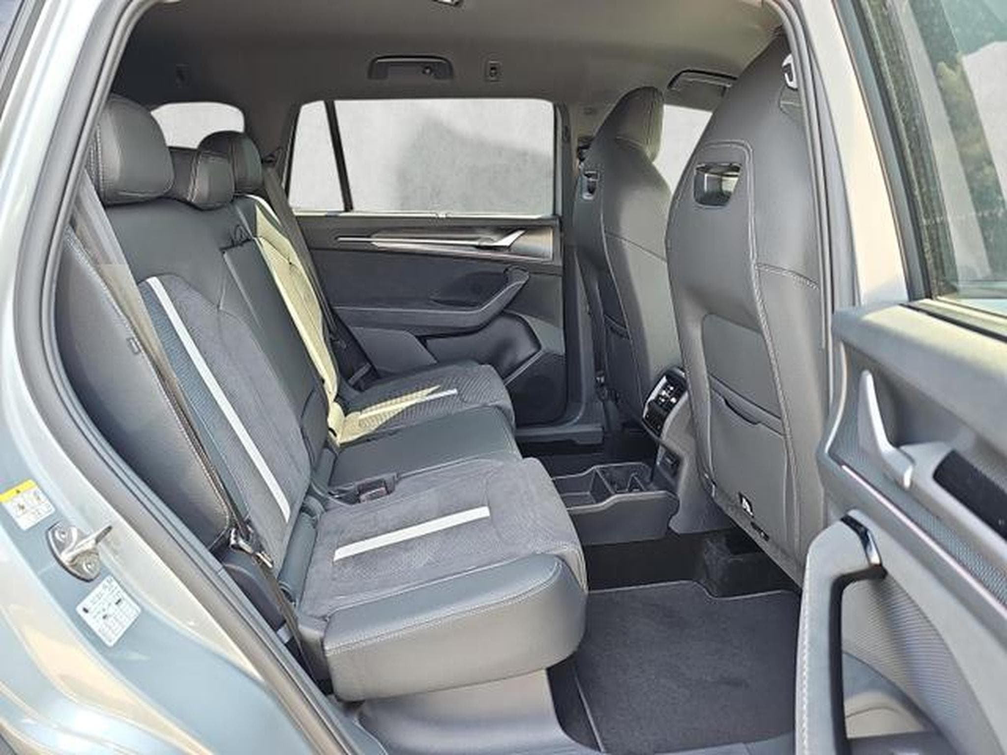 Skoda Kodiaq 1.5 TSI iV 150 kW Sportline (2026) - Foto 13