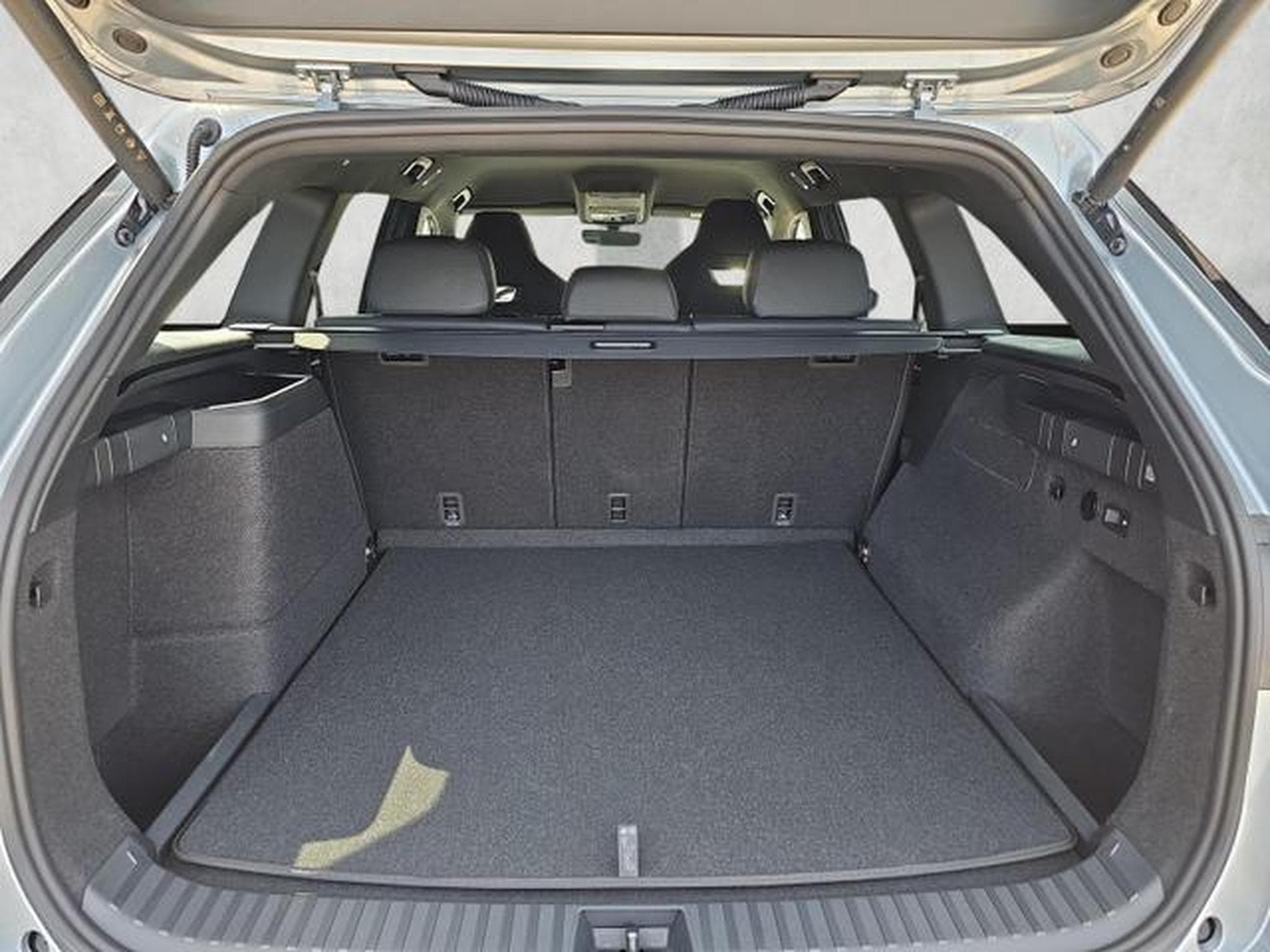 Skoda Kodiaq 1.5 TSI iV 150 kW Sportline (2026) - Foto 14