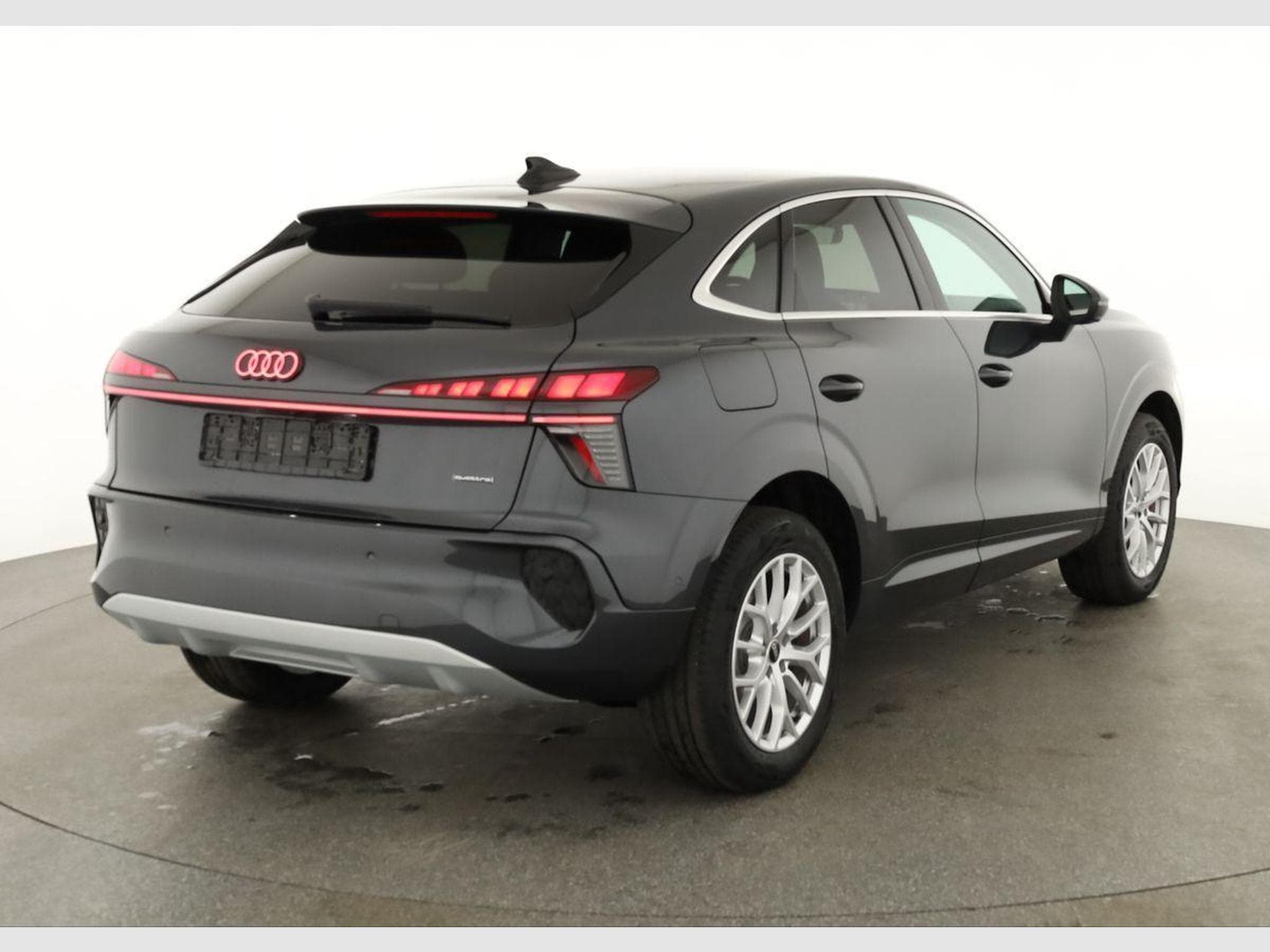 Audi Q3 Sportback TFSI quattro 150 kW (2026) - Foto 2