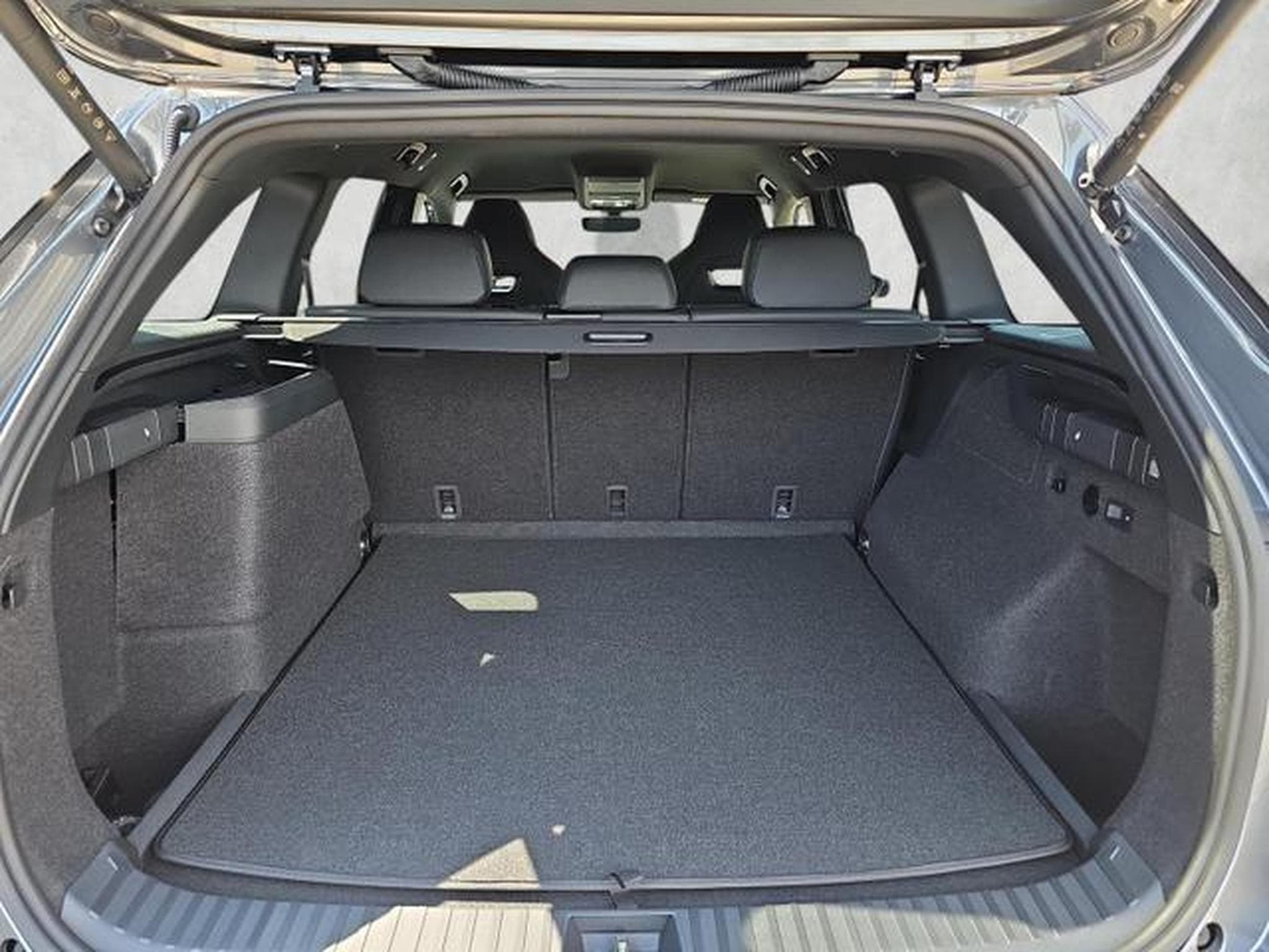 Skoda Kodiaq 1.5 TSI iV 150 kW Sportline (2026) - Foto 14