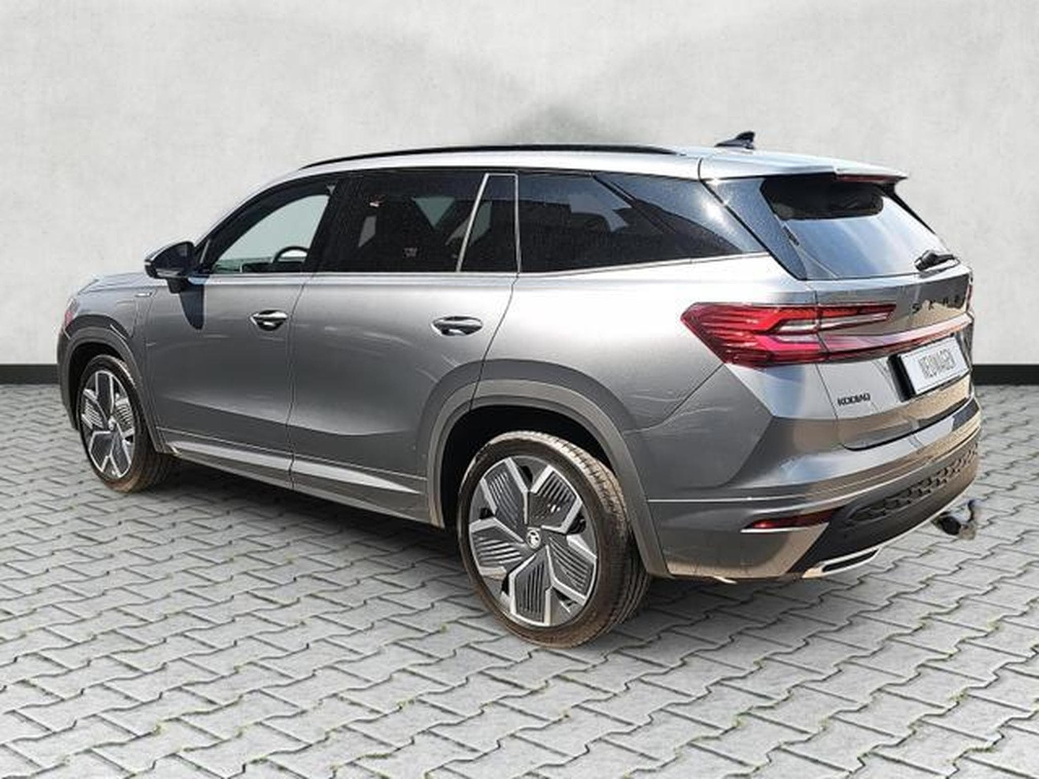 Skoda Kodiaq 1.5 TSI iV 150 kW Sportline (2026) - Foto 5