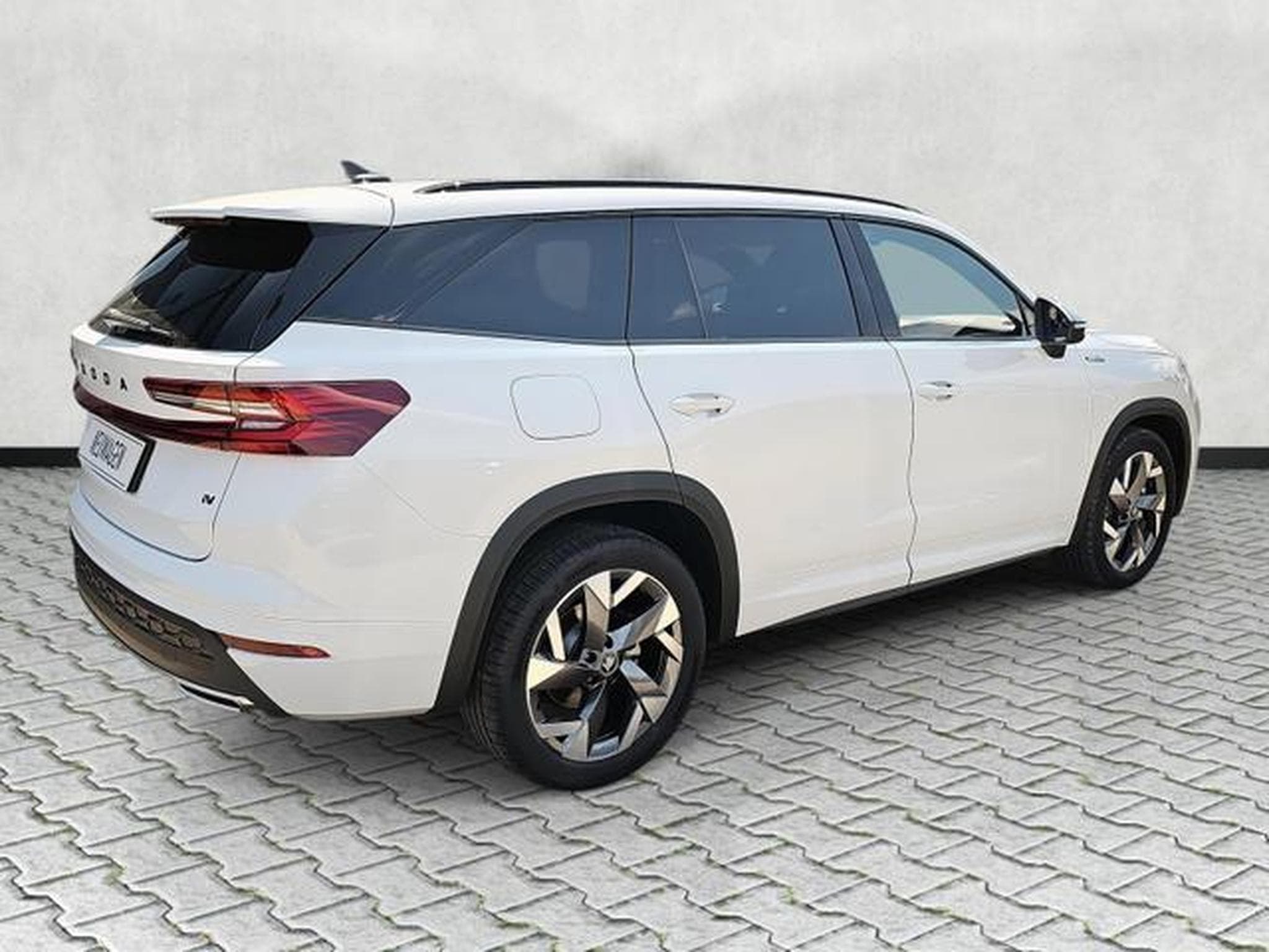 Skoda Kodiaq 1.5 TSI iV 150 kW Sportline (2026) - Foto 7