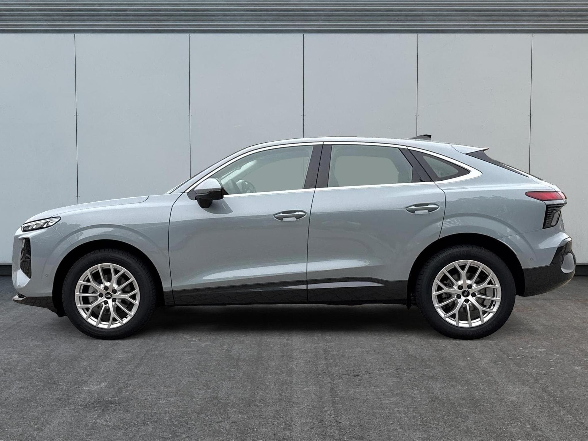 Audi Q3 Sportback Basis (2026) - Foto 2