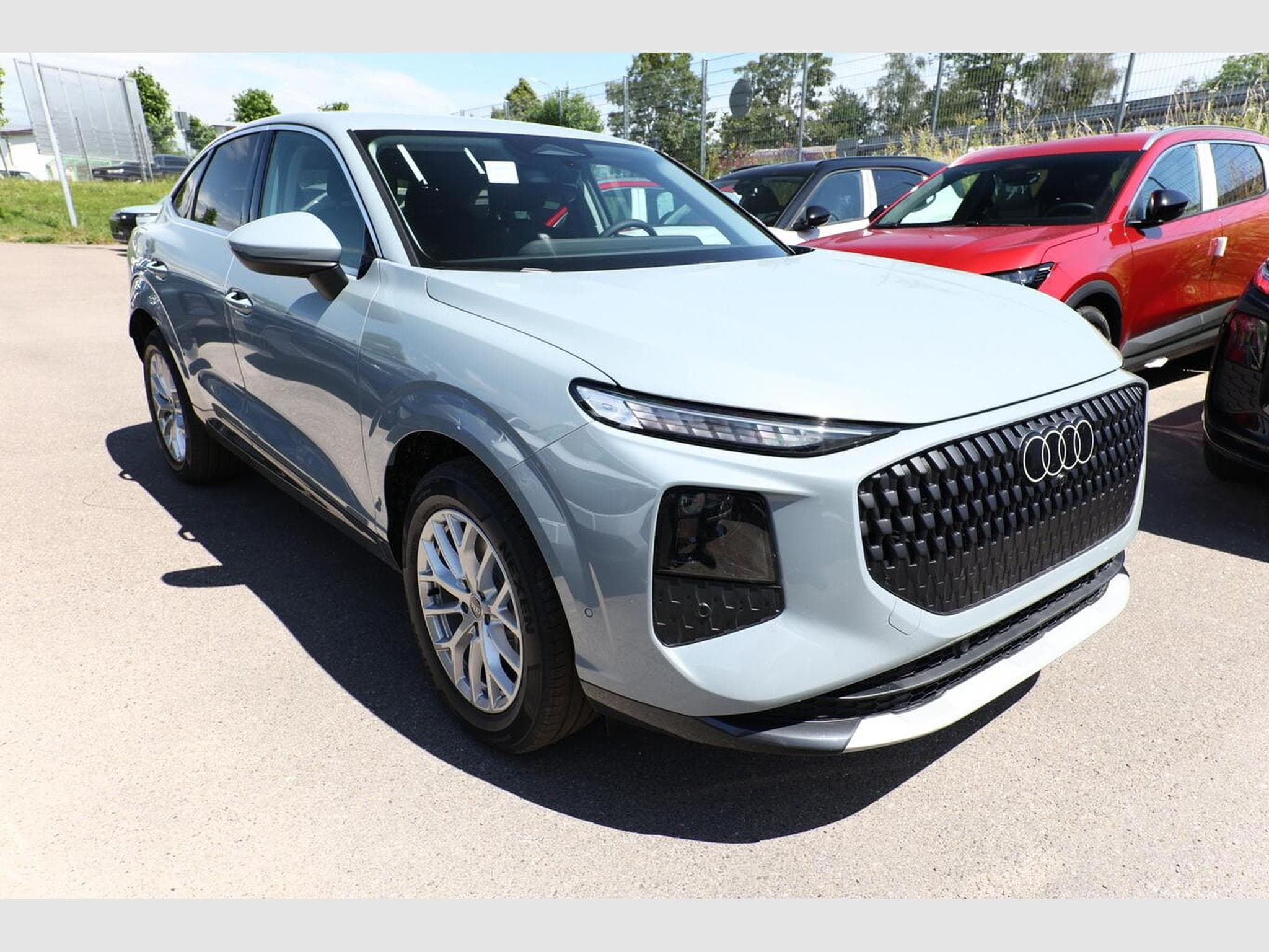 Audi Q3 Sportback Tech LED+ (2026) - Photo 2