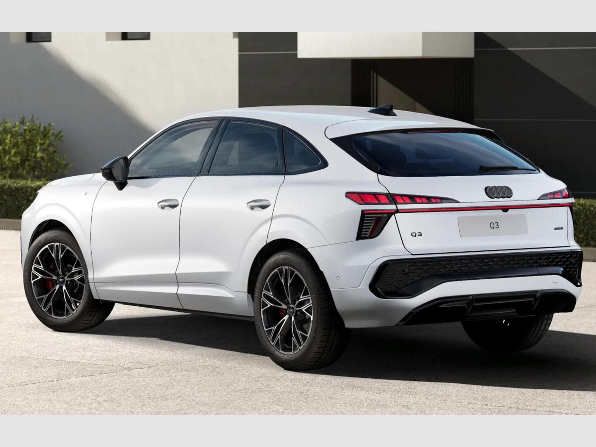 Audi Q3 Sportback quattro 2xS (2026) - Photo 3