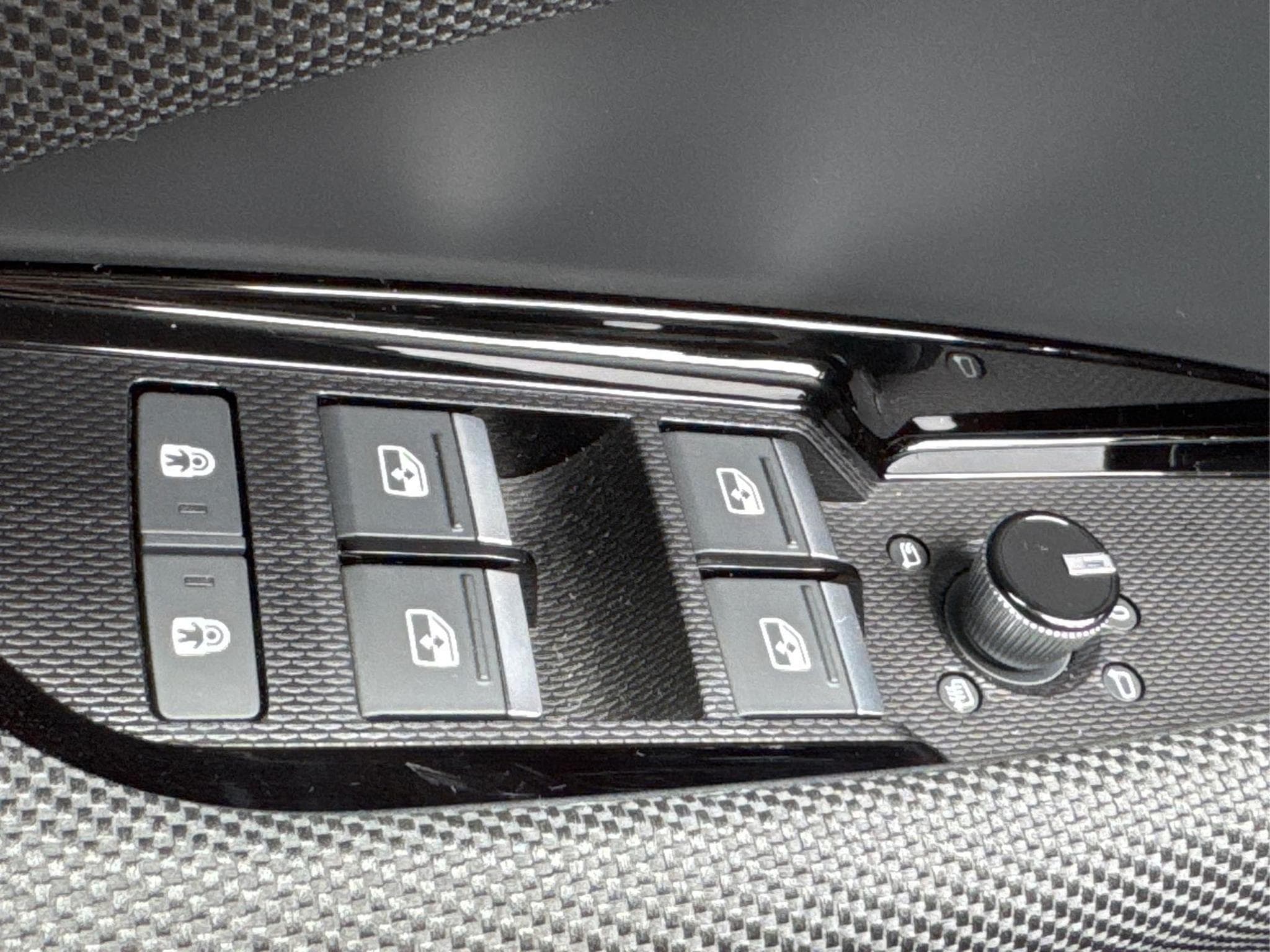 Audi Q3 Sportback Basis (2026) - Photo 18