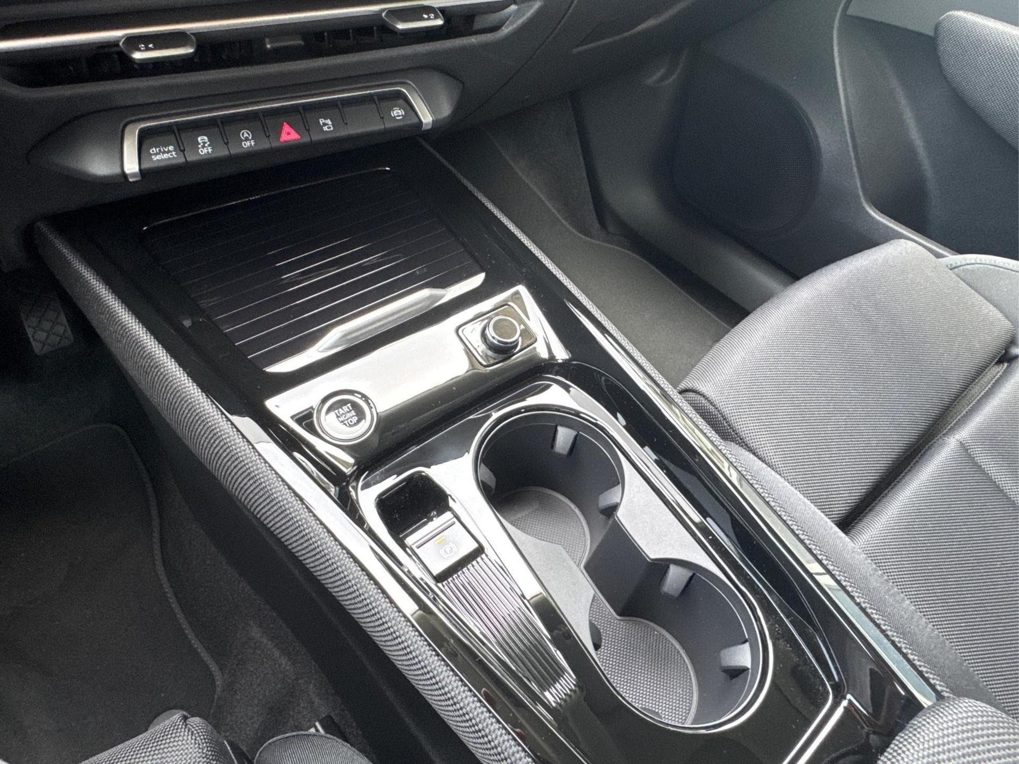 Audi Q3 Sportback Basis (2026) - Photo 24