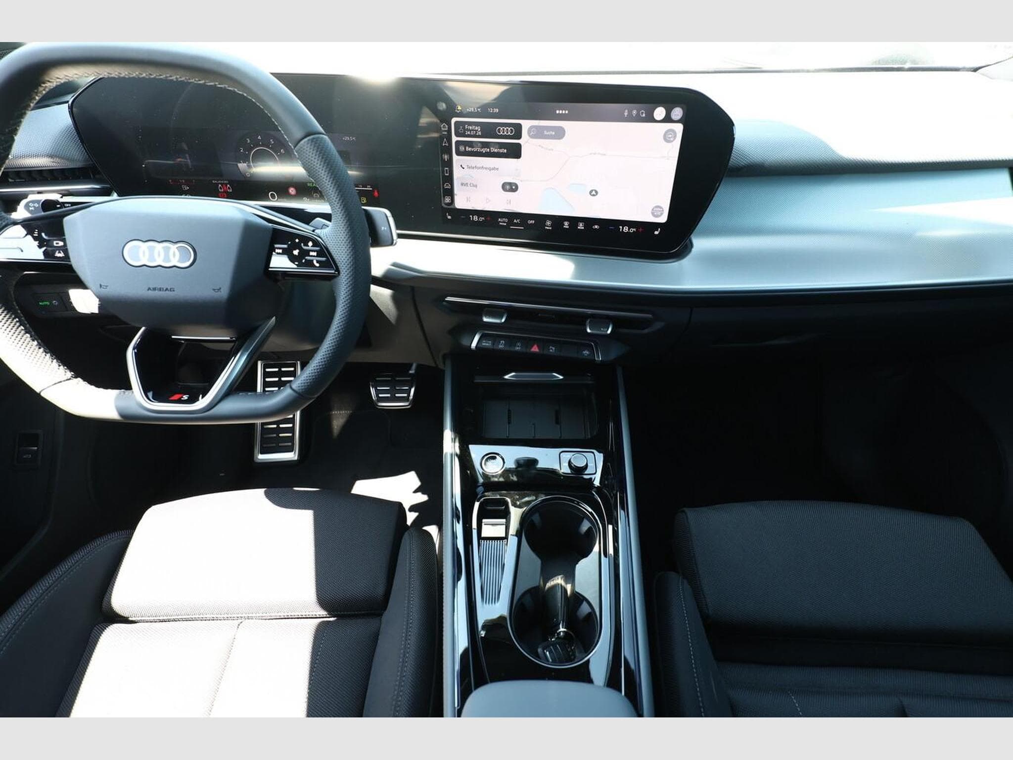 Audi Q3 Sportback quattro 2xS (2026) - Photo 8