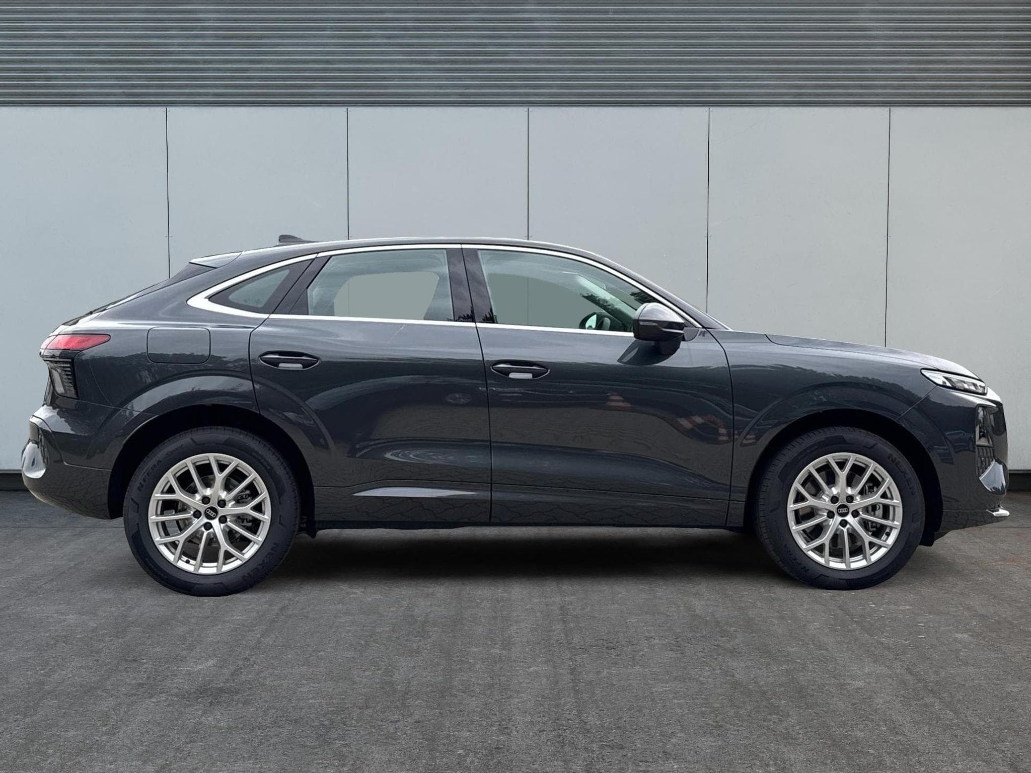 Audi Q3 Sportback Basis (2026) - Foto 5