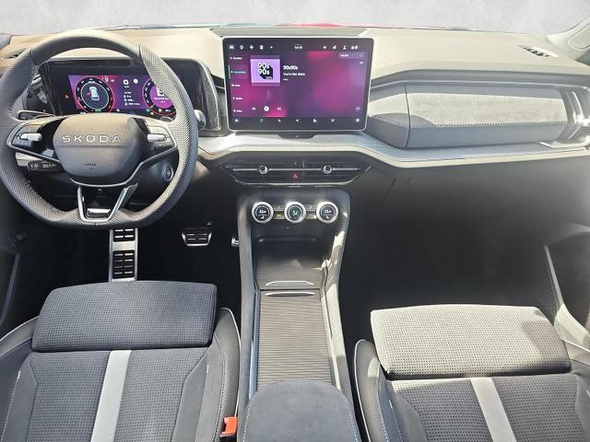 Skoda Kodiaq 1.5 TSI mHEV 110 kW Sportline (2026) - Foto 11