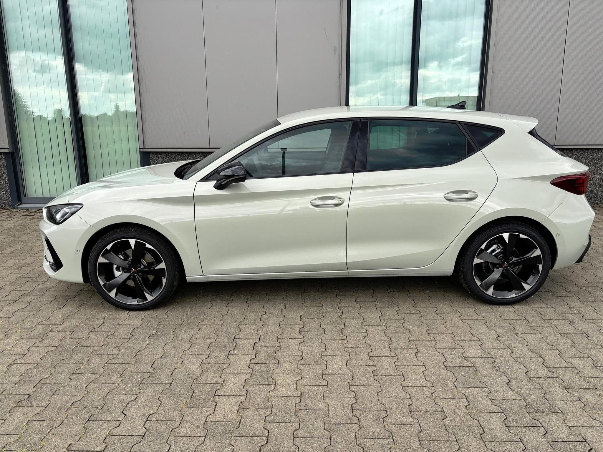 Cupra Leon Basis (2026) - Foto 22
