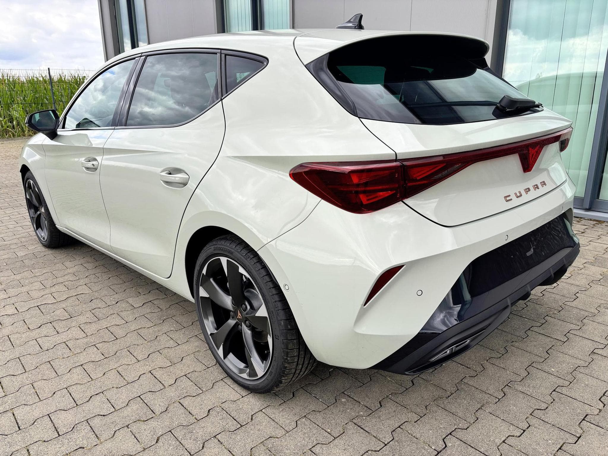 Cupra Leon Basis (2026) - Foto 24
