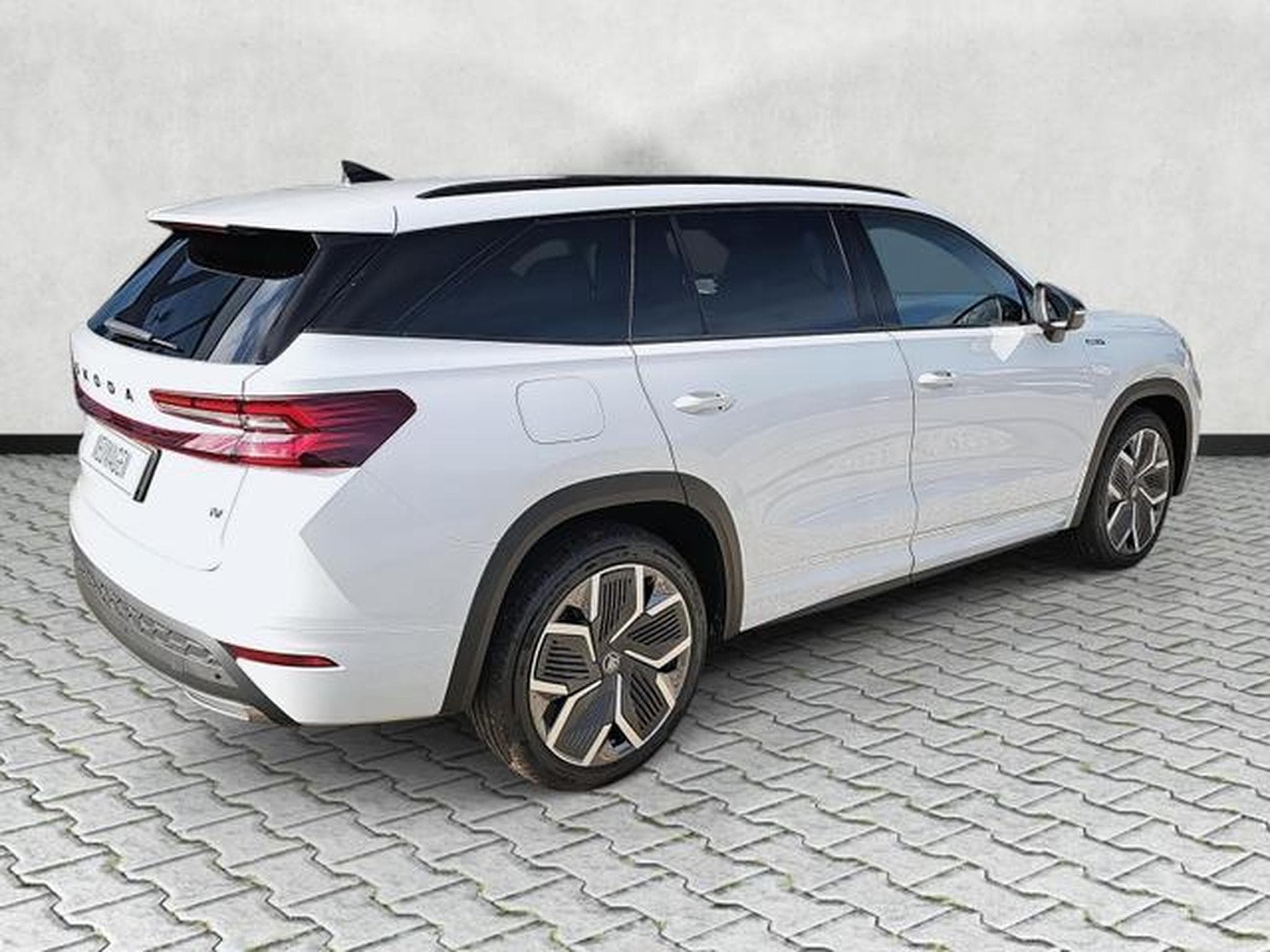 Skoda Kodiaq 1.5 TSI iV 150 kW Sportline (2026) - Foto 7