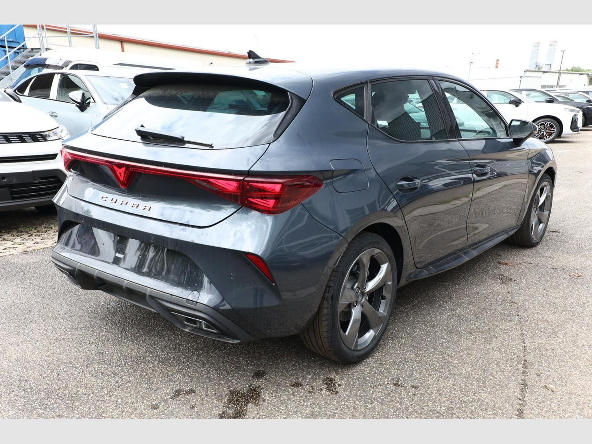 Cupra Leon DSG IntelliD Nav (2026) - Foto 3