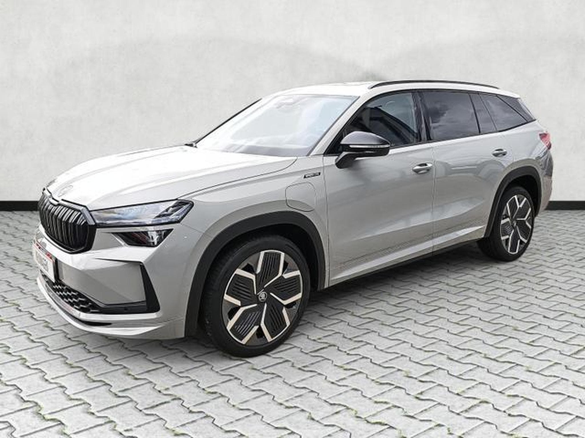 Skoda Kodiaq 1.5 TSI iV 150 kW Sportline (2026) - Foto 3