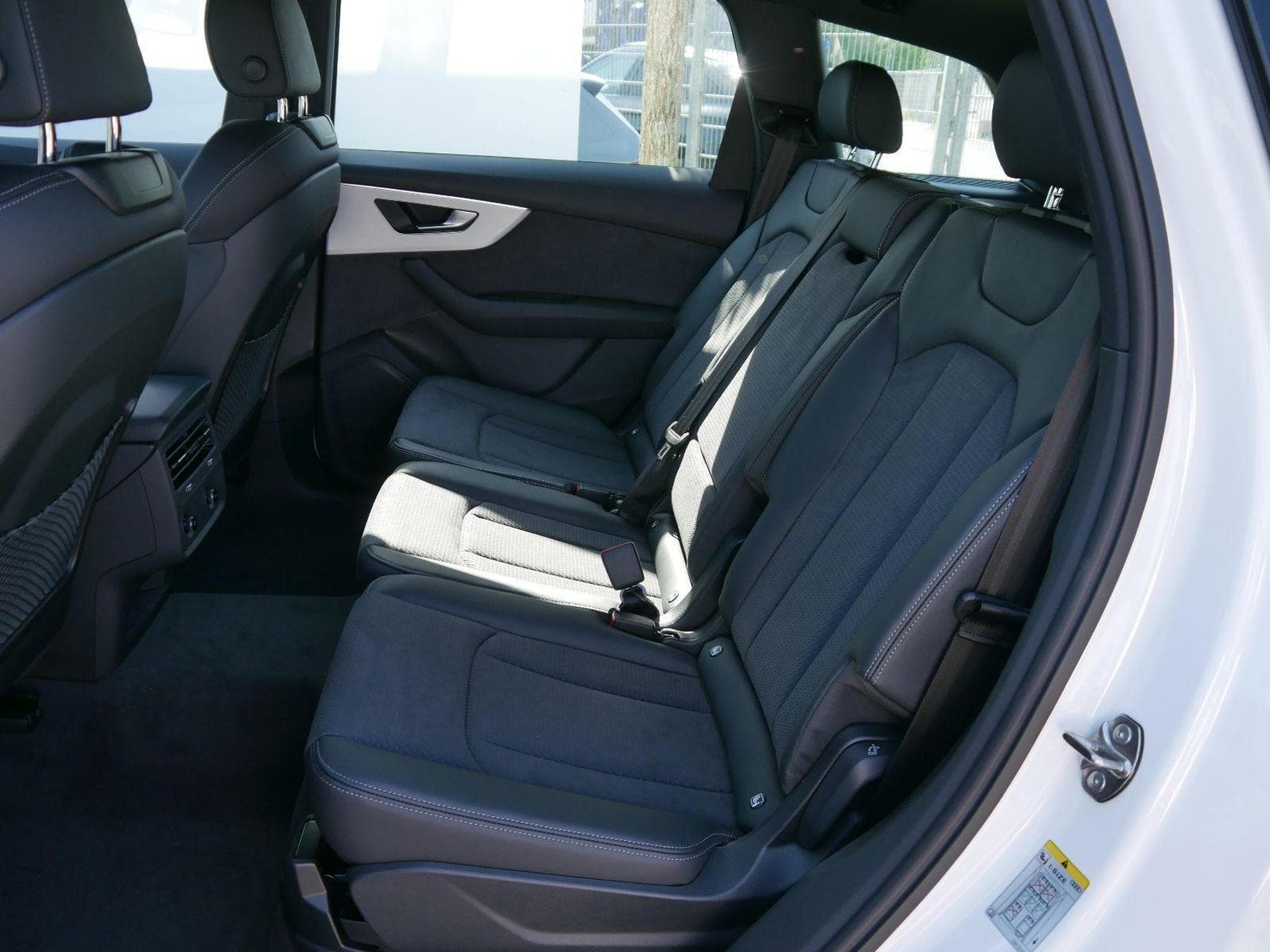 Audi Q7 S line (2025) - Foto 8