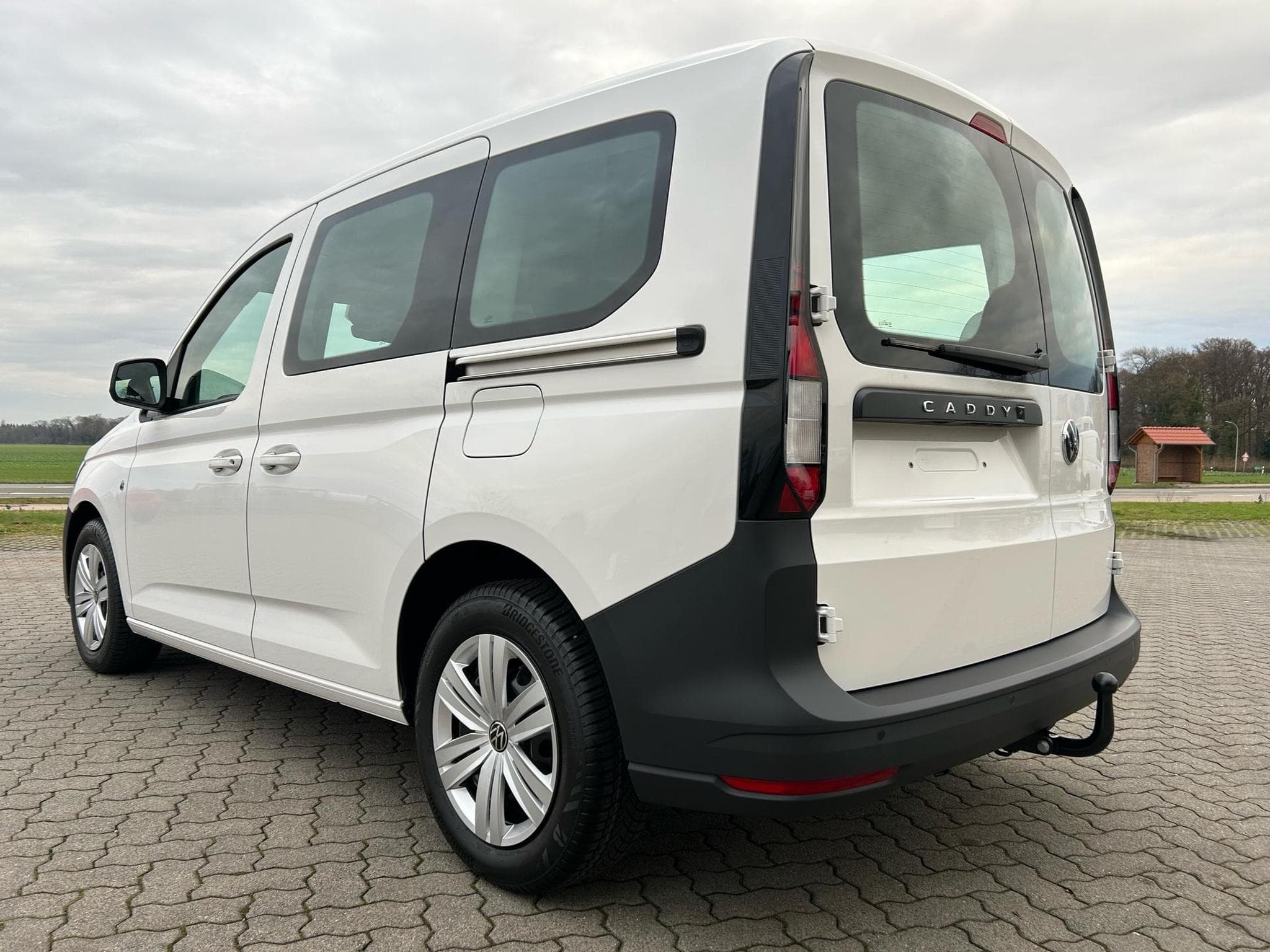 VW Caddy Trendline (2026) - Photo 16