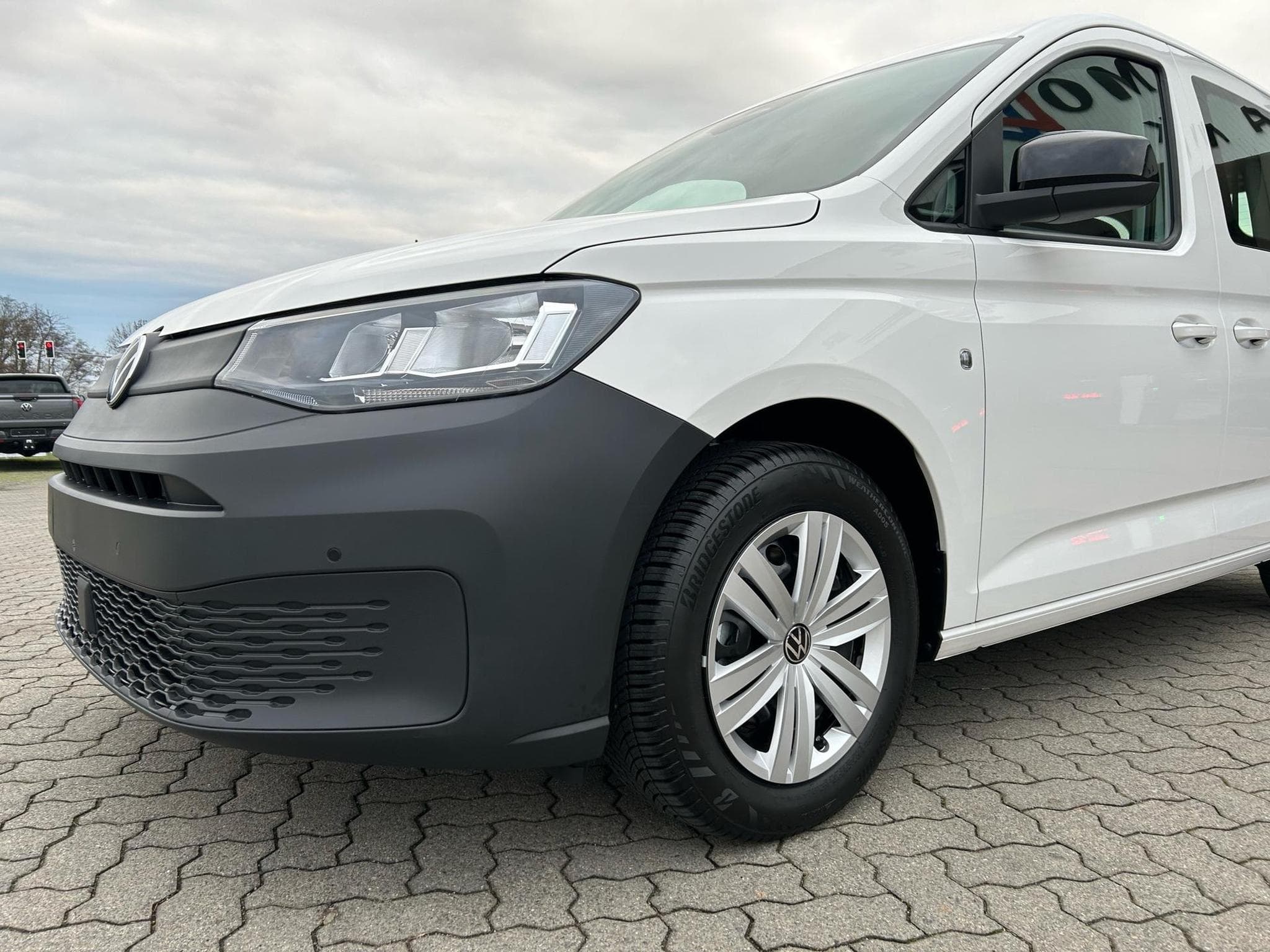 VW Caddy Trendline (2026) - Photo 2