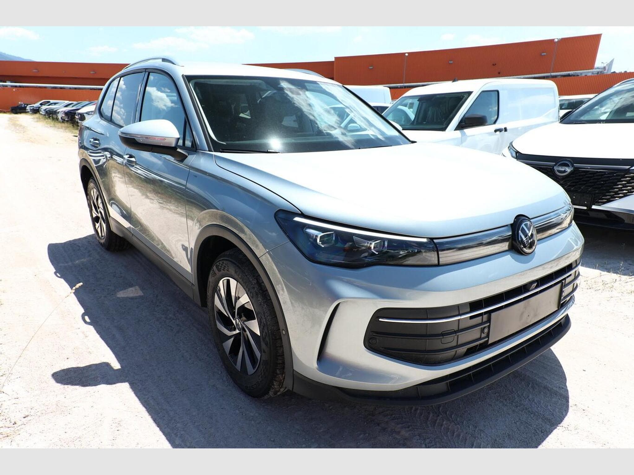 VW Tiguan DSG LED+ 5JGarantie (2026) - Photo 2