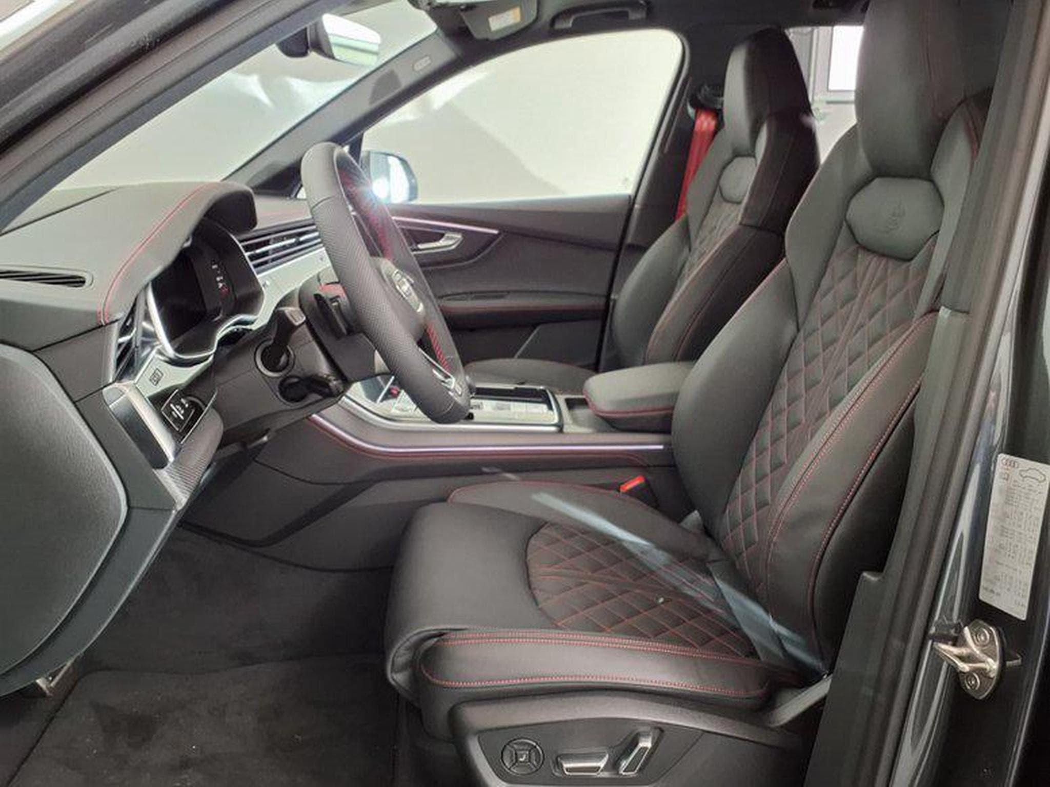 Audi Q7 S line business 3.0 TDI 8-Gang-Tiptronic quattro (2026) - Photo 9