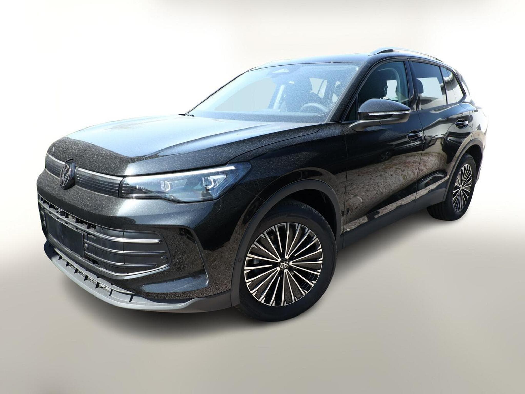 VW Tiguan DSG LED+ Pano (2026) - Photo 1