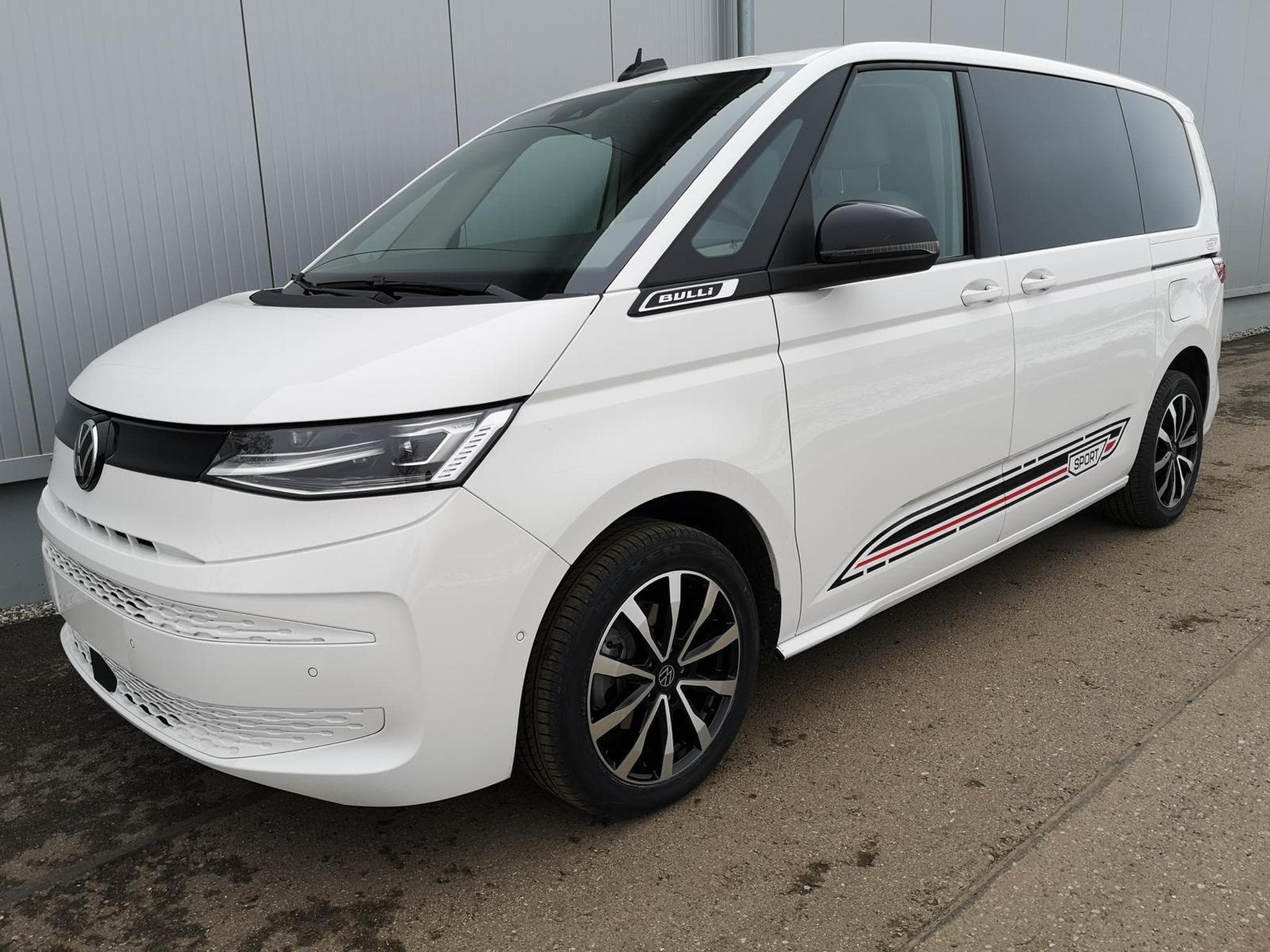 VW T7 Sport Edition (2026) - Foto 1