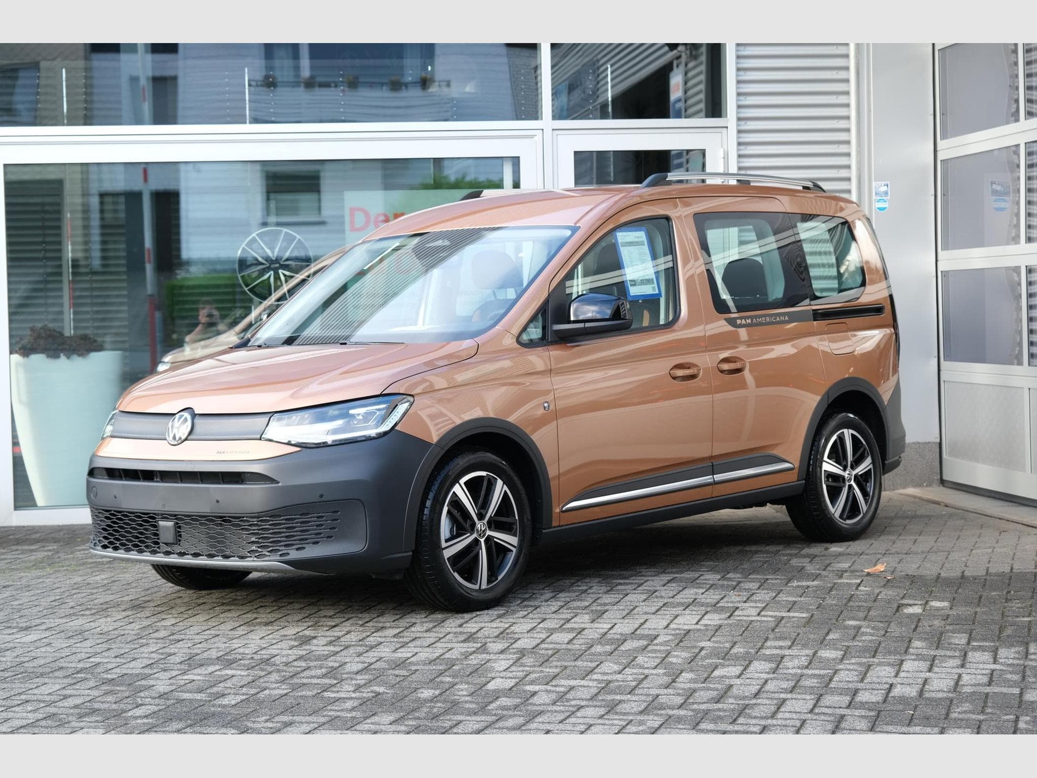VW Caddy 1.5 TSI DSG (2026) - Photo 1