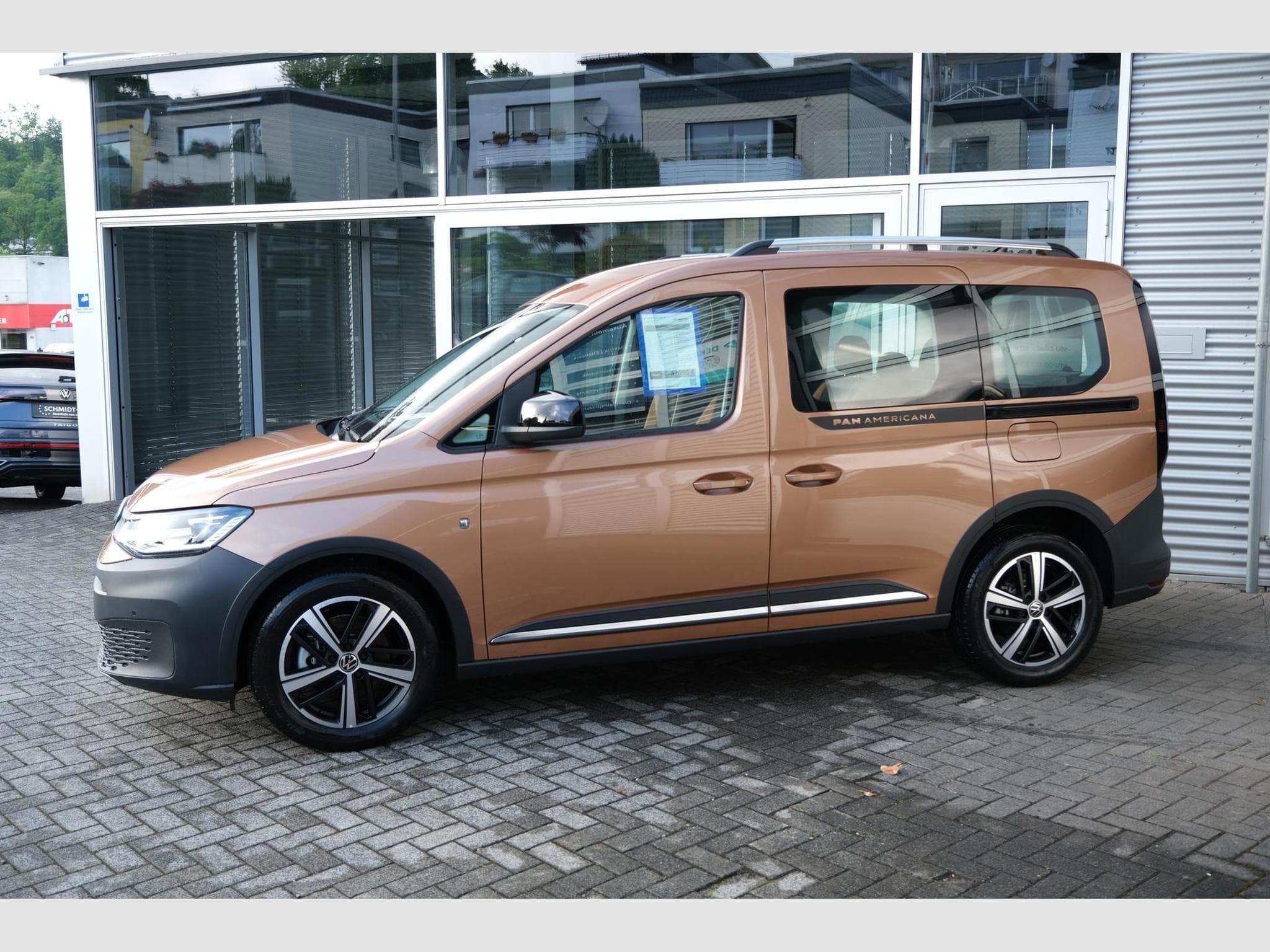 VW Caddy 1.5 TSI DSG (2026) - Photo 2