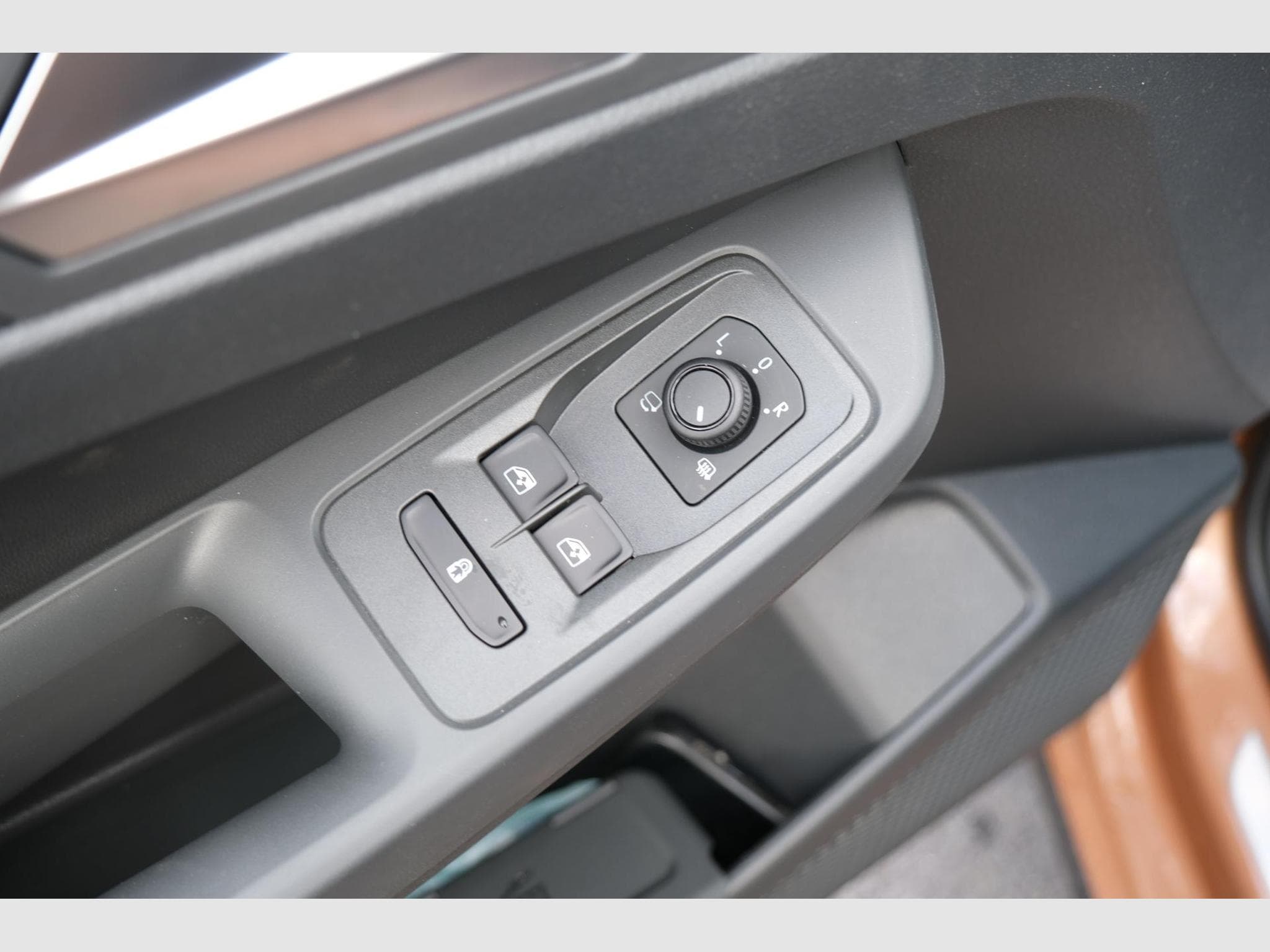 VW Caddy 1.5 TSI DSG (2026) - Photo 25