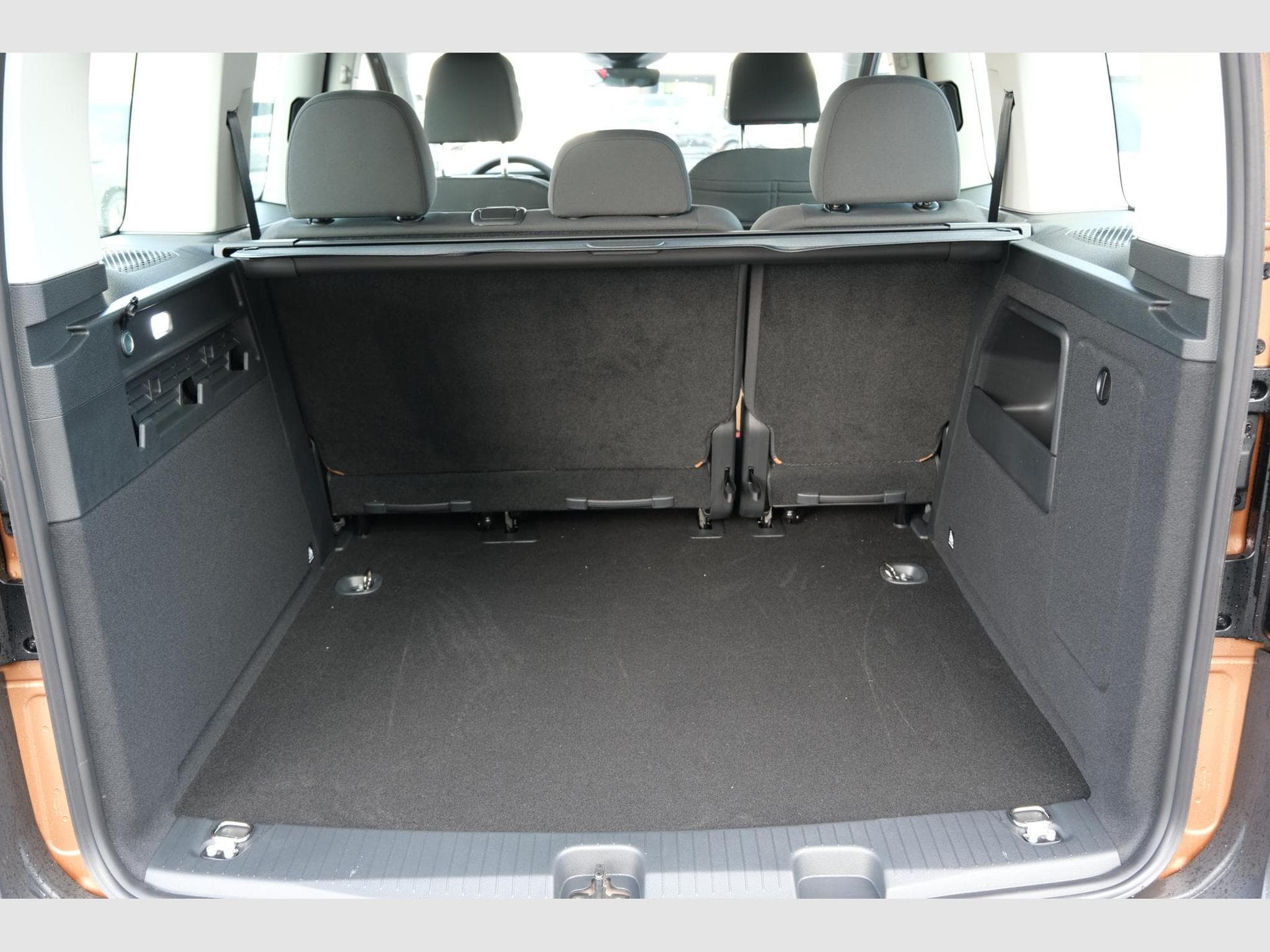 VW Caddy 1.5 TSI DSG (2026) - Photo 7