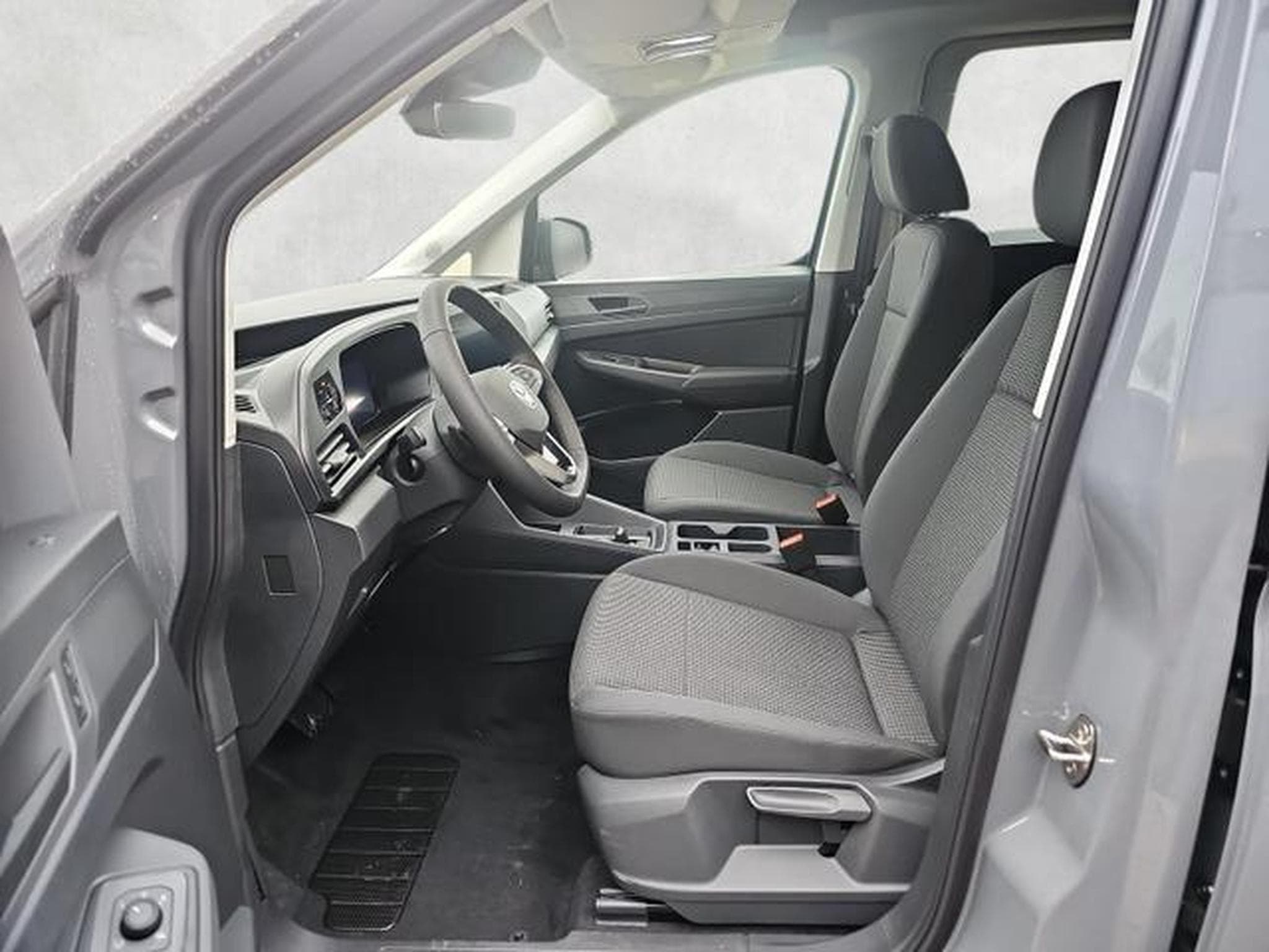 VW Caddy Basis (2026) - Photo 9