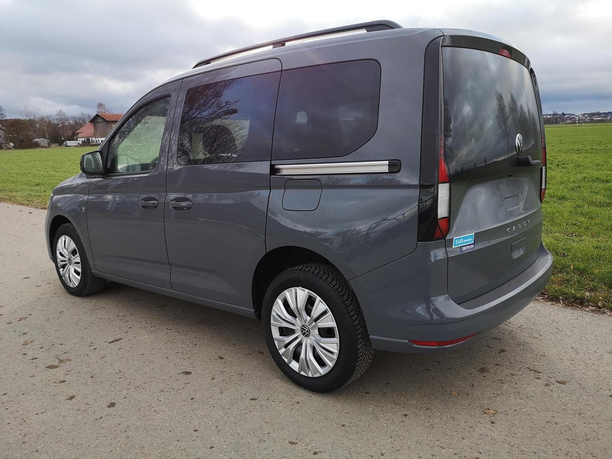 VW Caddy Basis (2026) - Foto 2