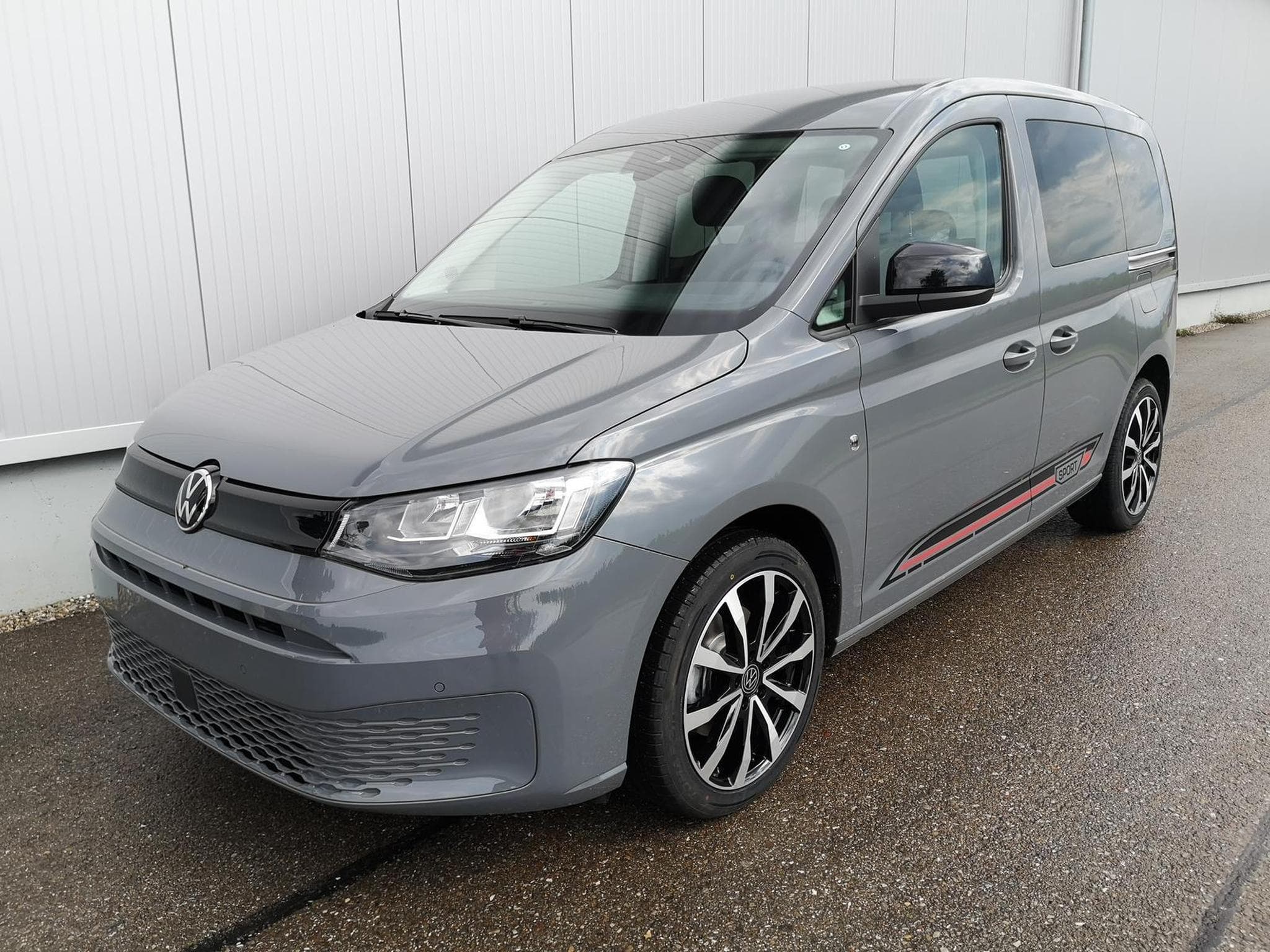 VW Caddy Basis (2026) - Foto 1
