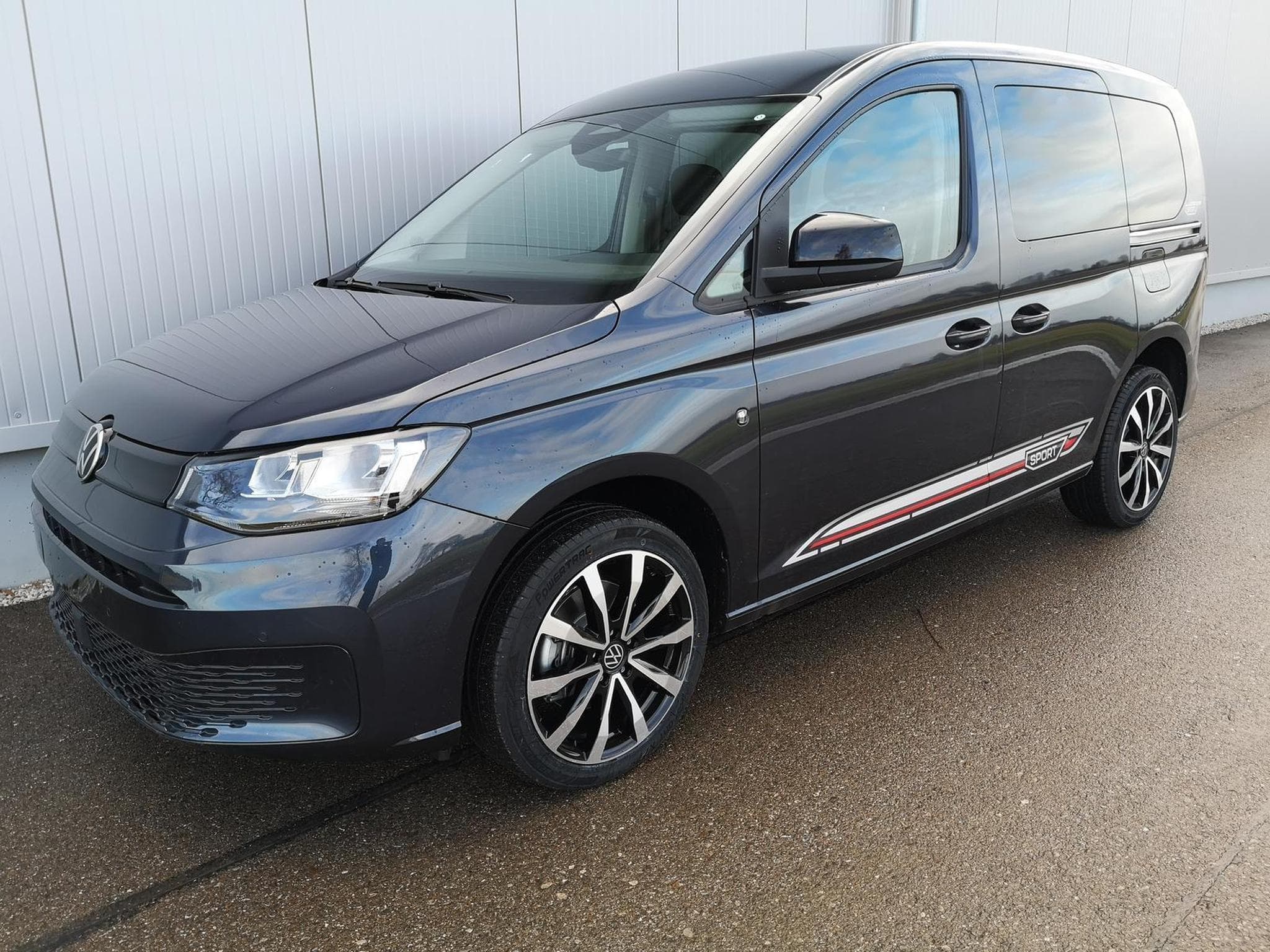 VW Caddy Basis (2026) - Foto 1
