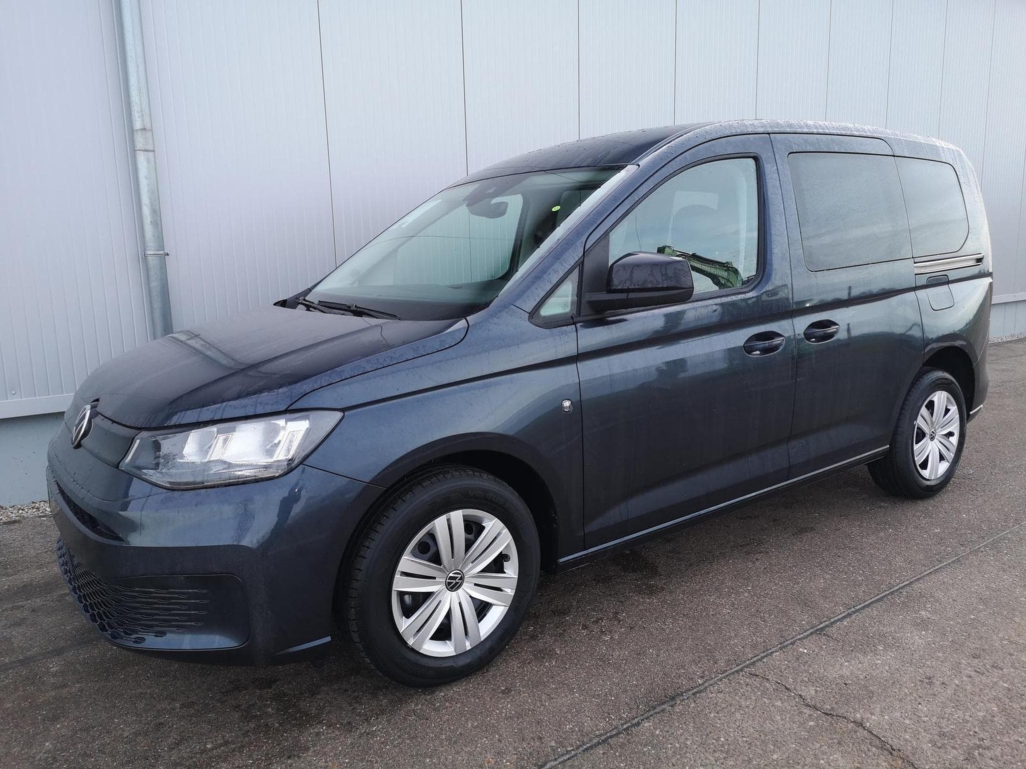 VW Caddy Basis (2026) - Foto 1