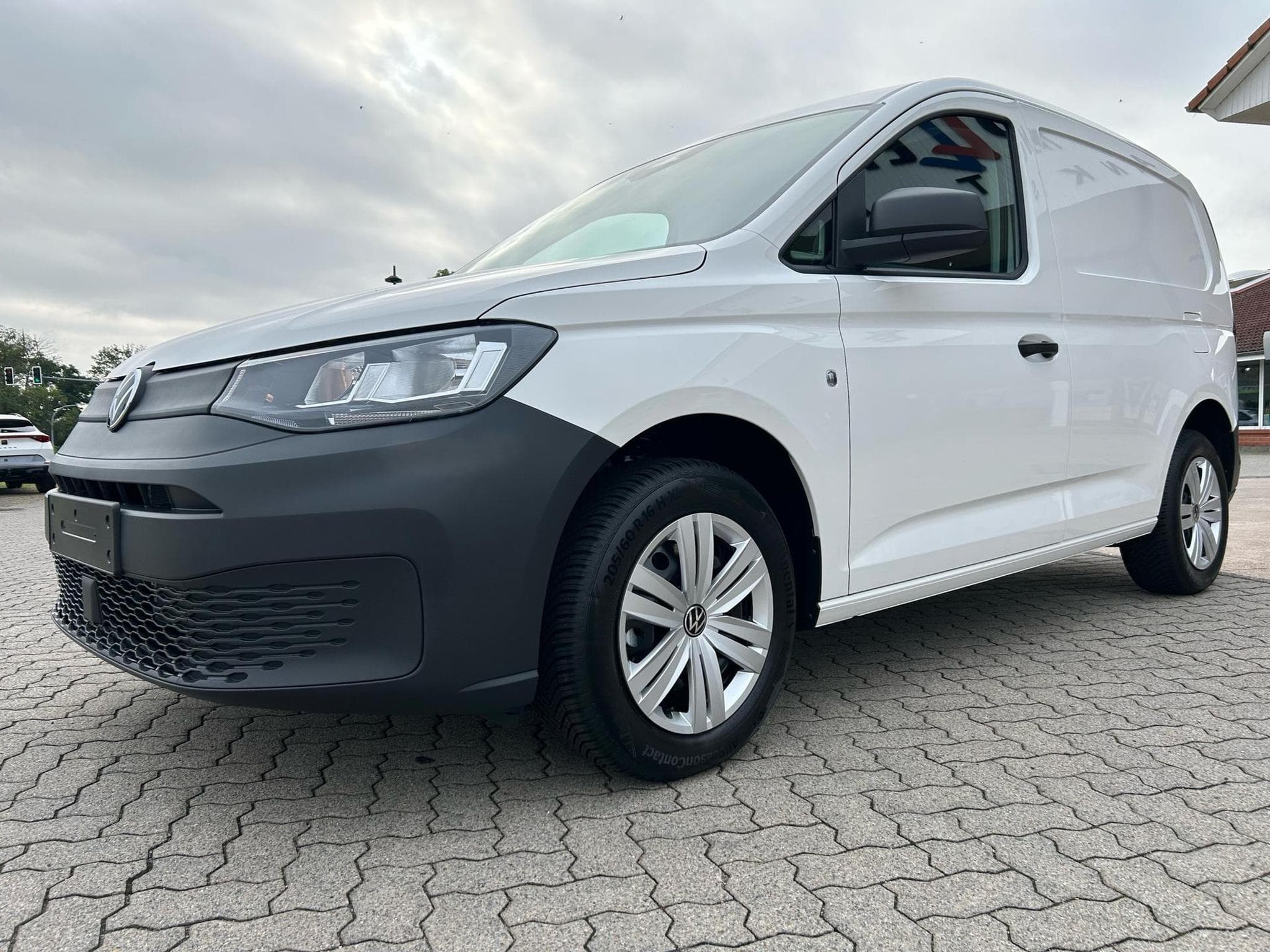 VW Caddy Cargo (2026) - Photo 1