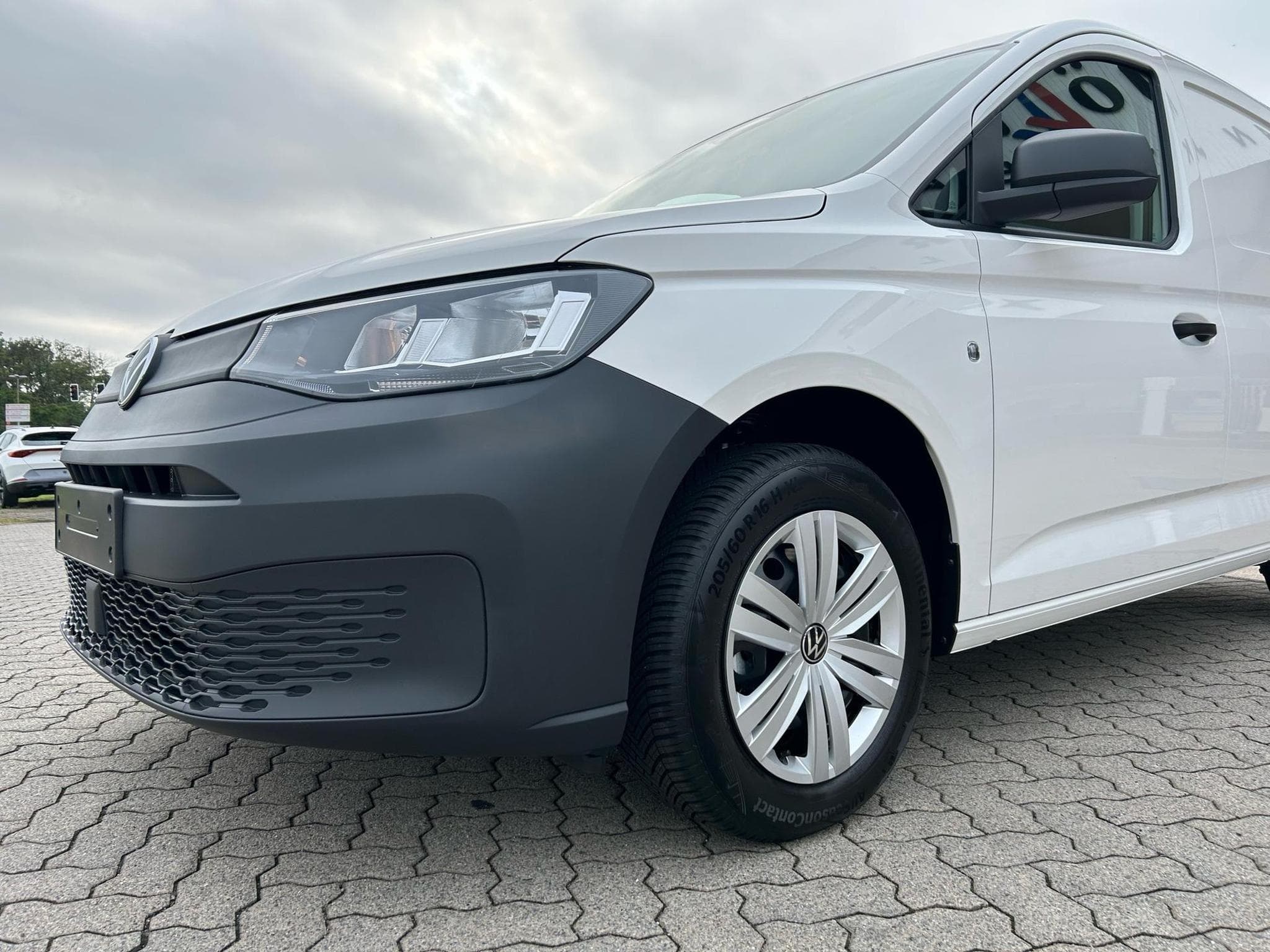VW Caddy Cargo (2026) - Photo 2