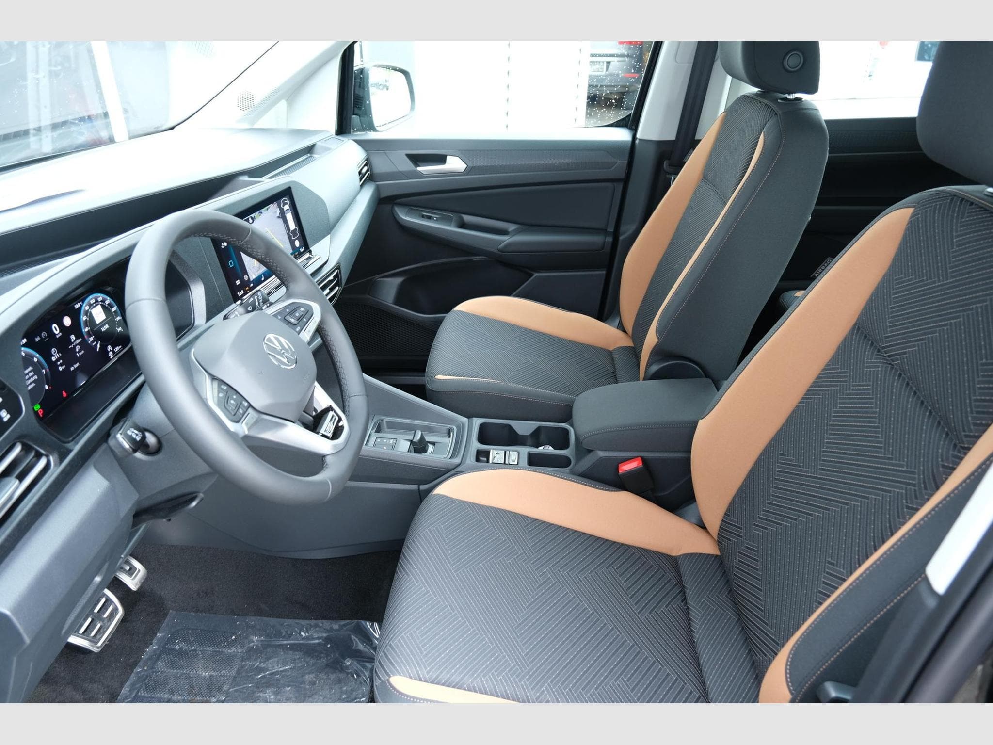 VW Caddy 1.5 TSI DSG (2026) - Photo 13