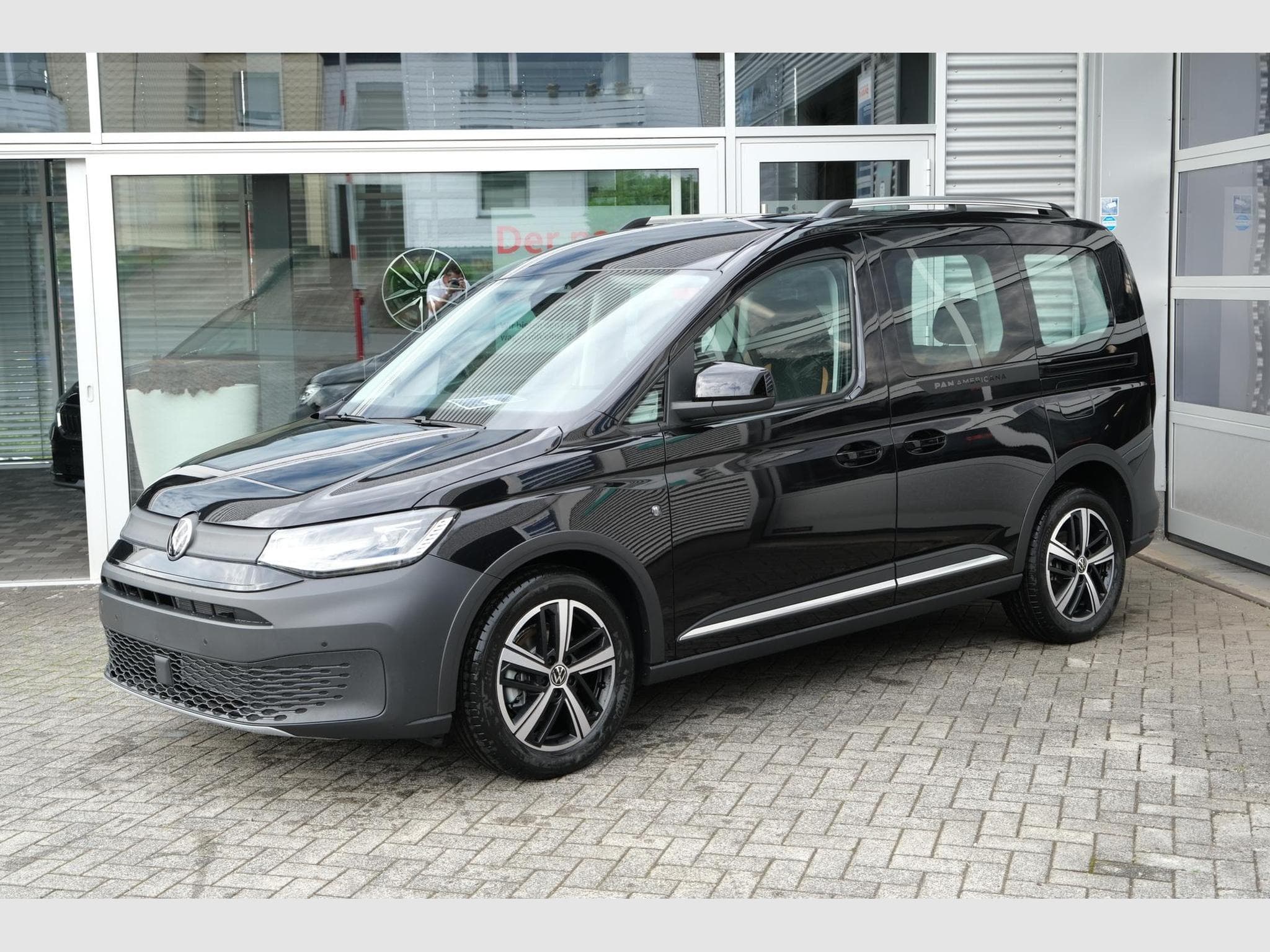 VW Caddy 1.5 TSI DSG (2026) - Photo 16