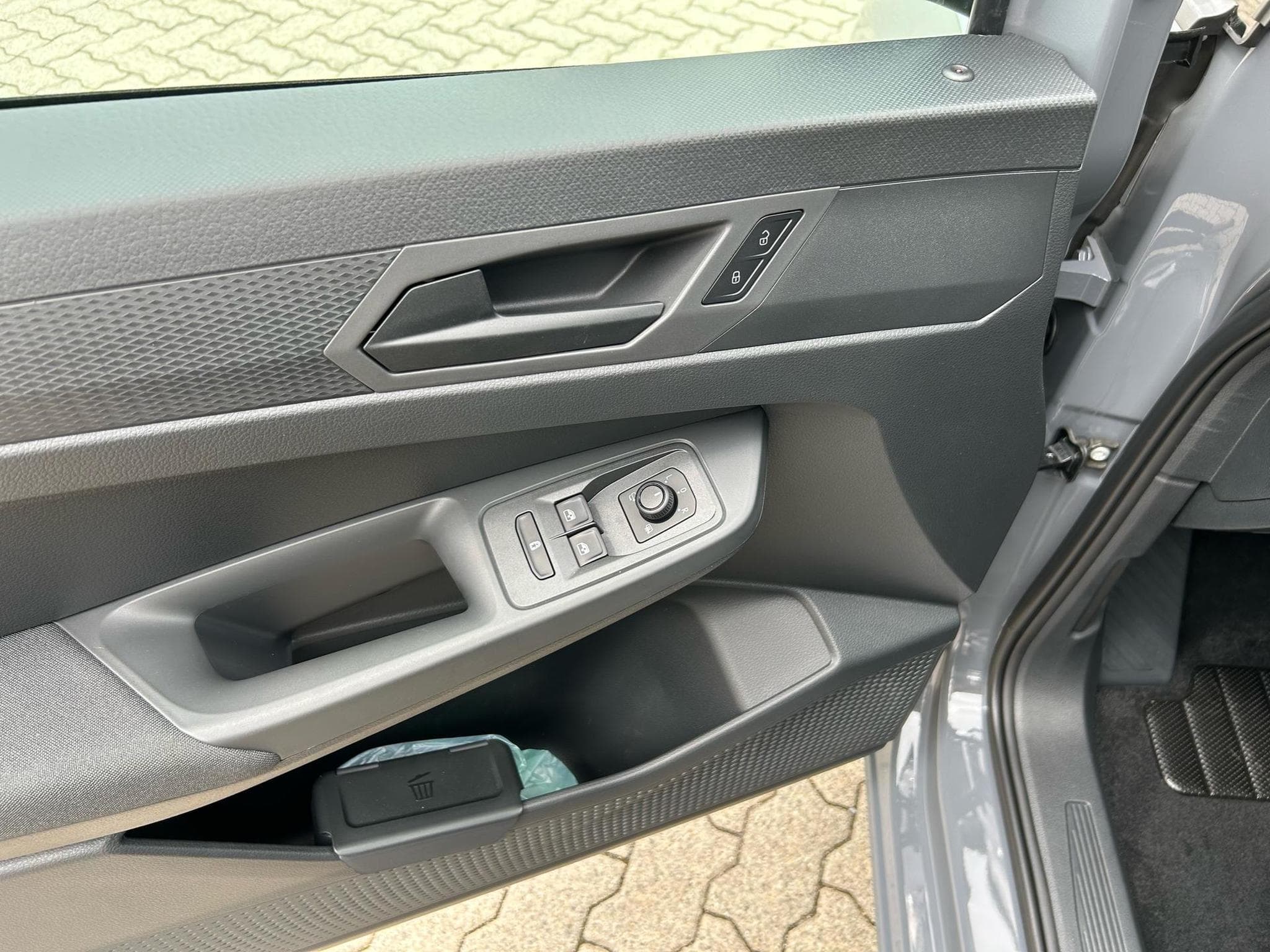 VW Caddy Life Maxi (2026) - Photo 3