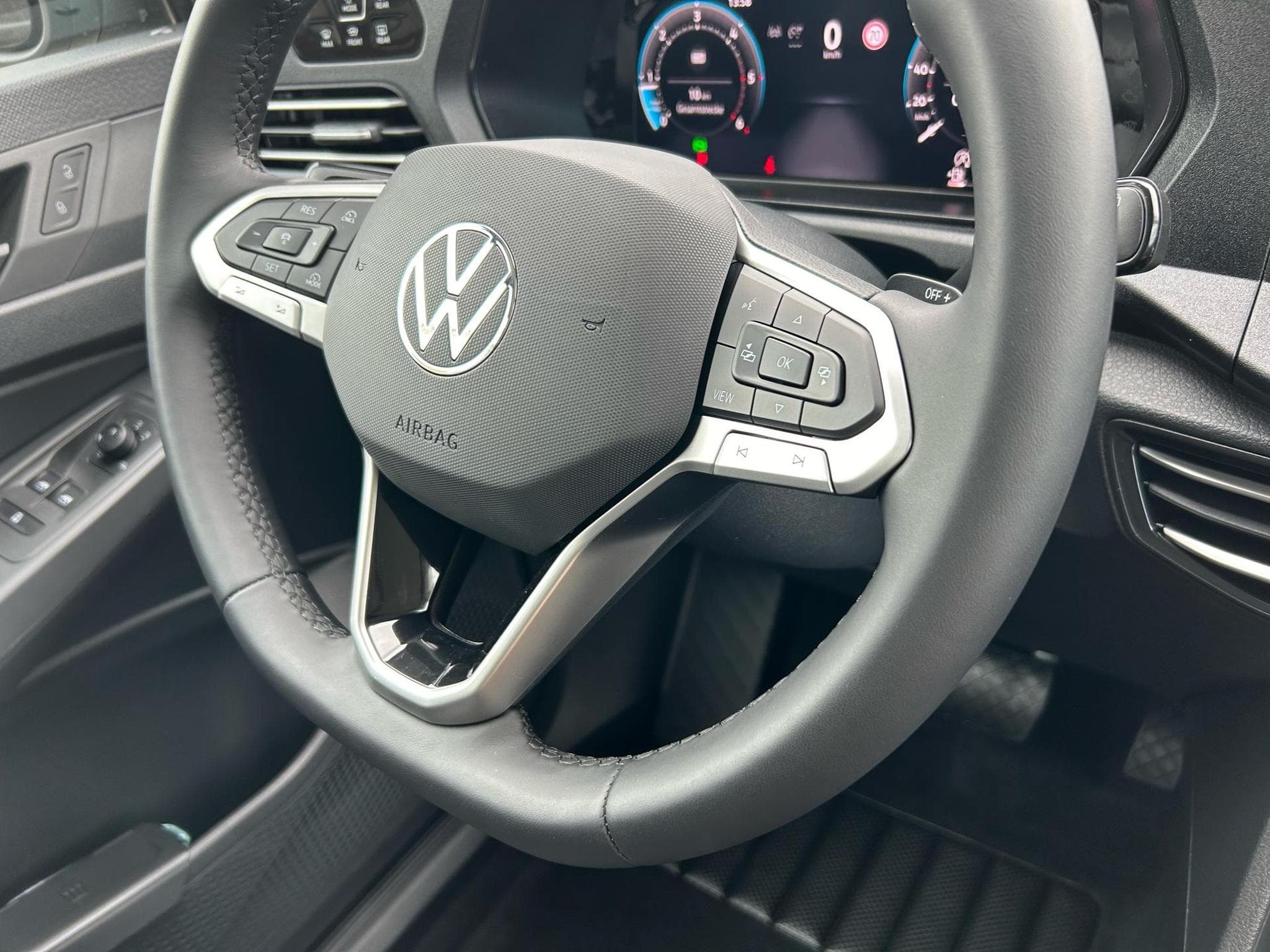 VW Caddy Life Maxi (2026) - Photo 7