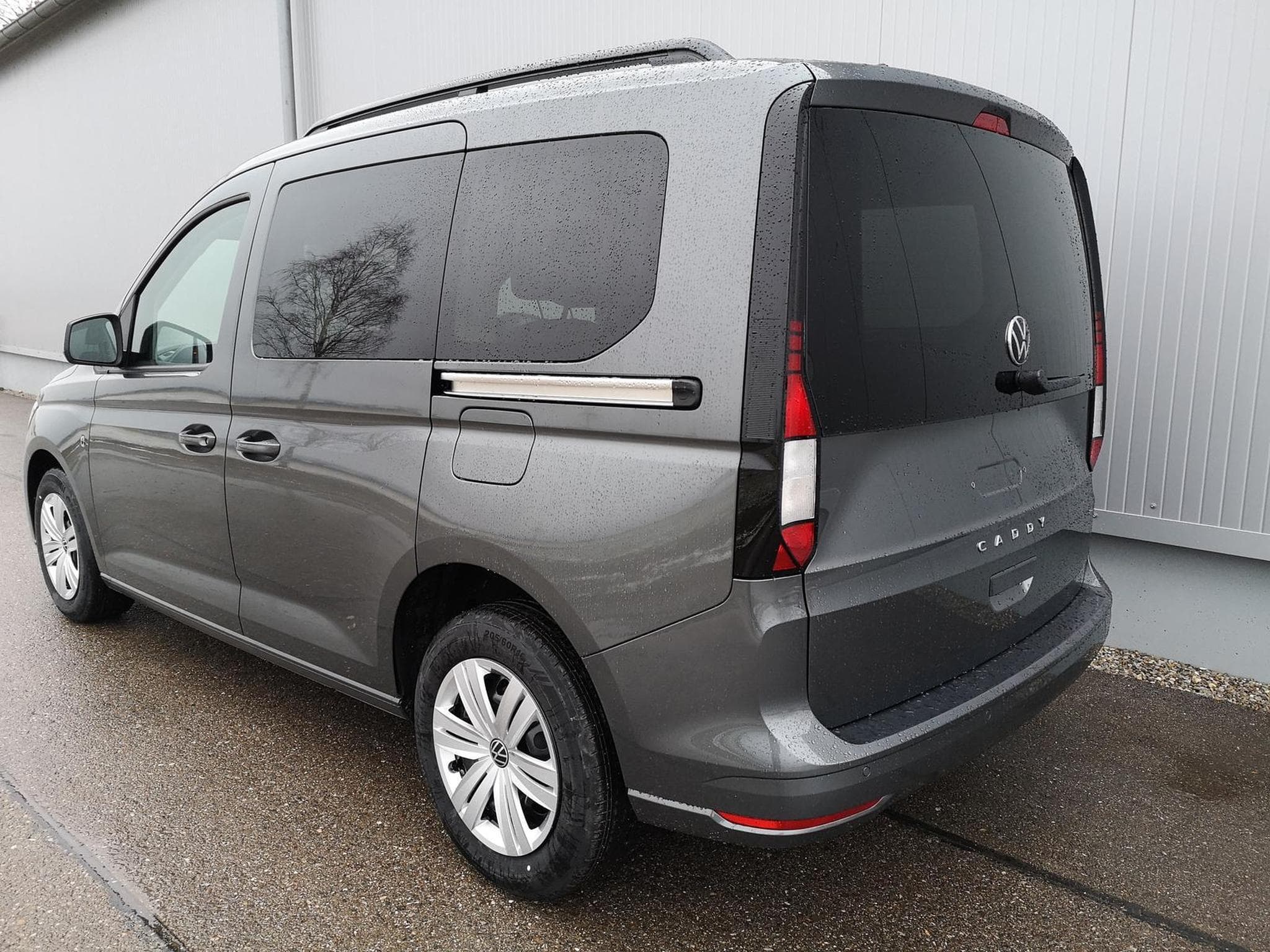 VW Caddy Basis (2026) - Photo 2