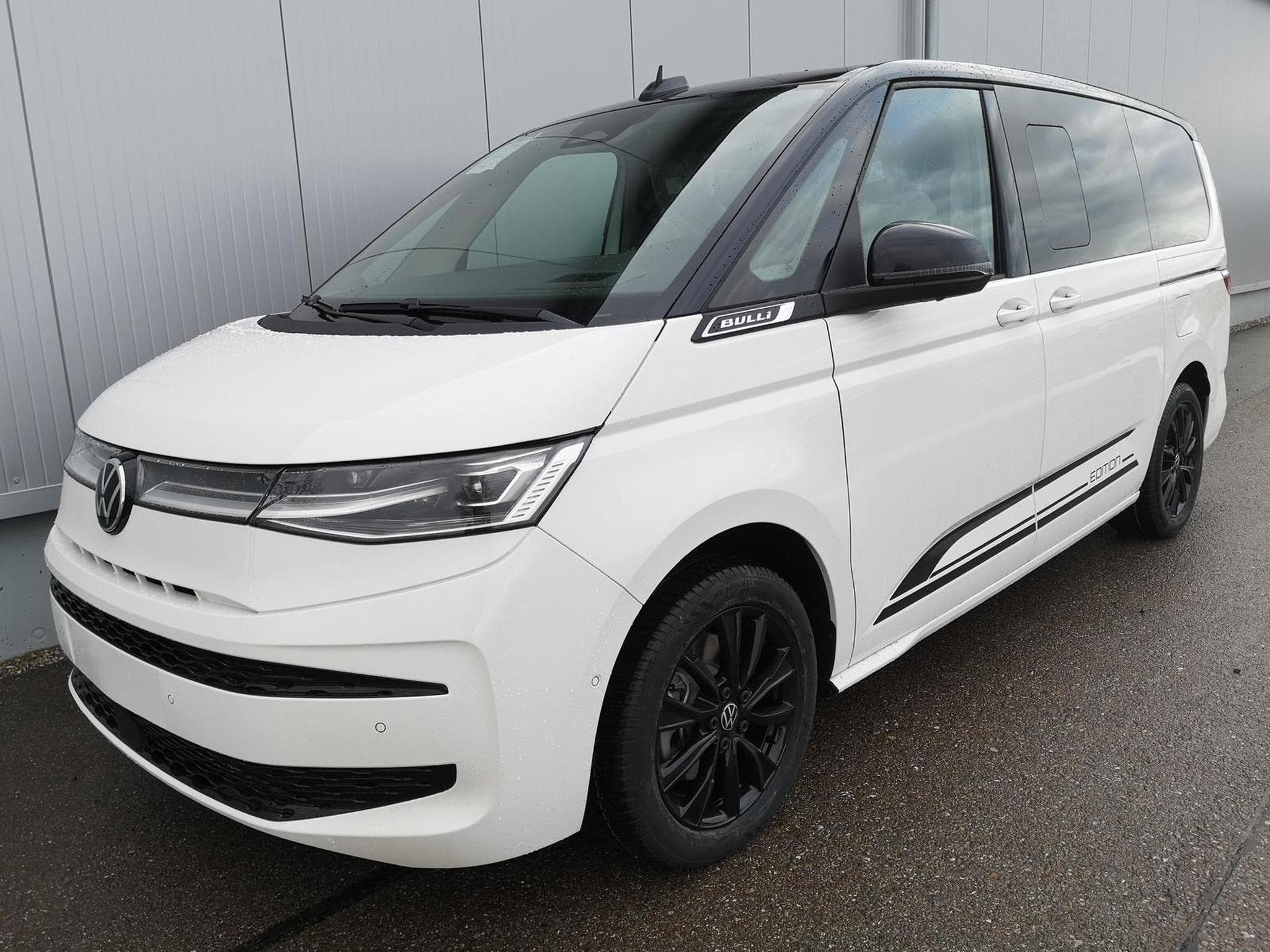 VW T7 Edition (2026) - Photo 1