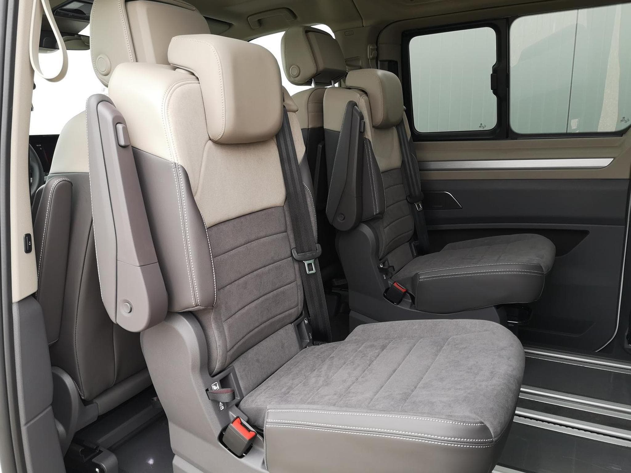 VW T7 Edition (2026) - Photo 9