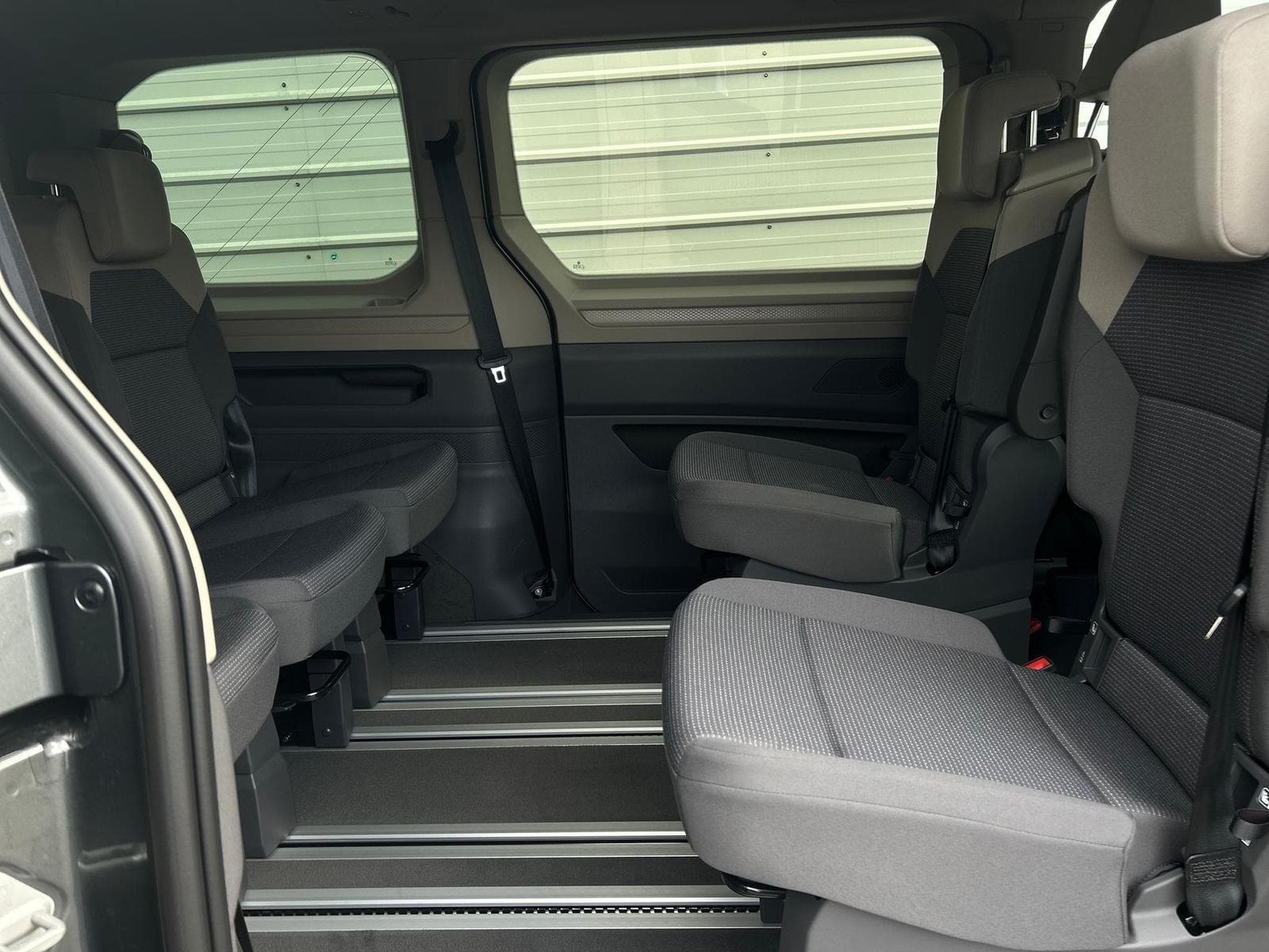 VW T7 Business (2026) - Photo 5