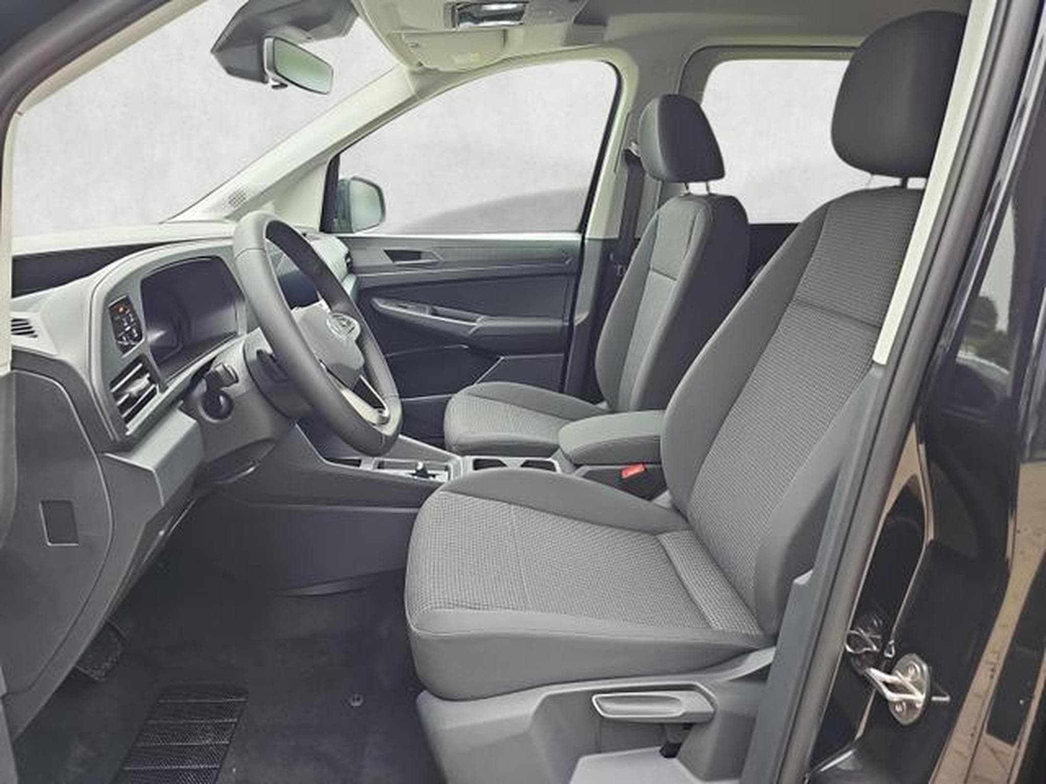 VW Caddy Basis (2026) - Photo 9