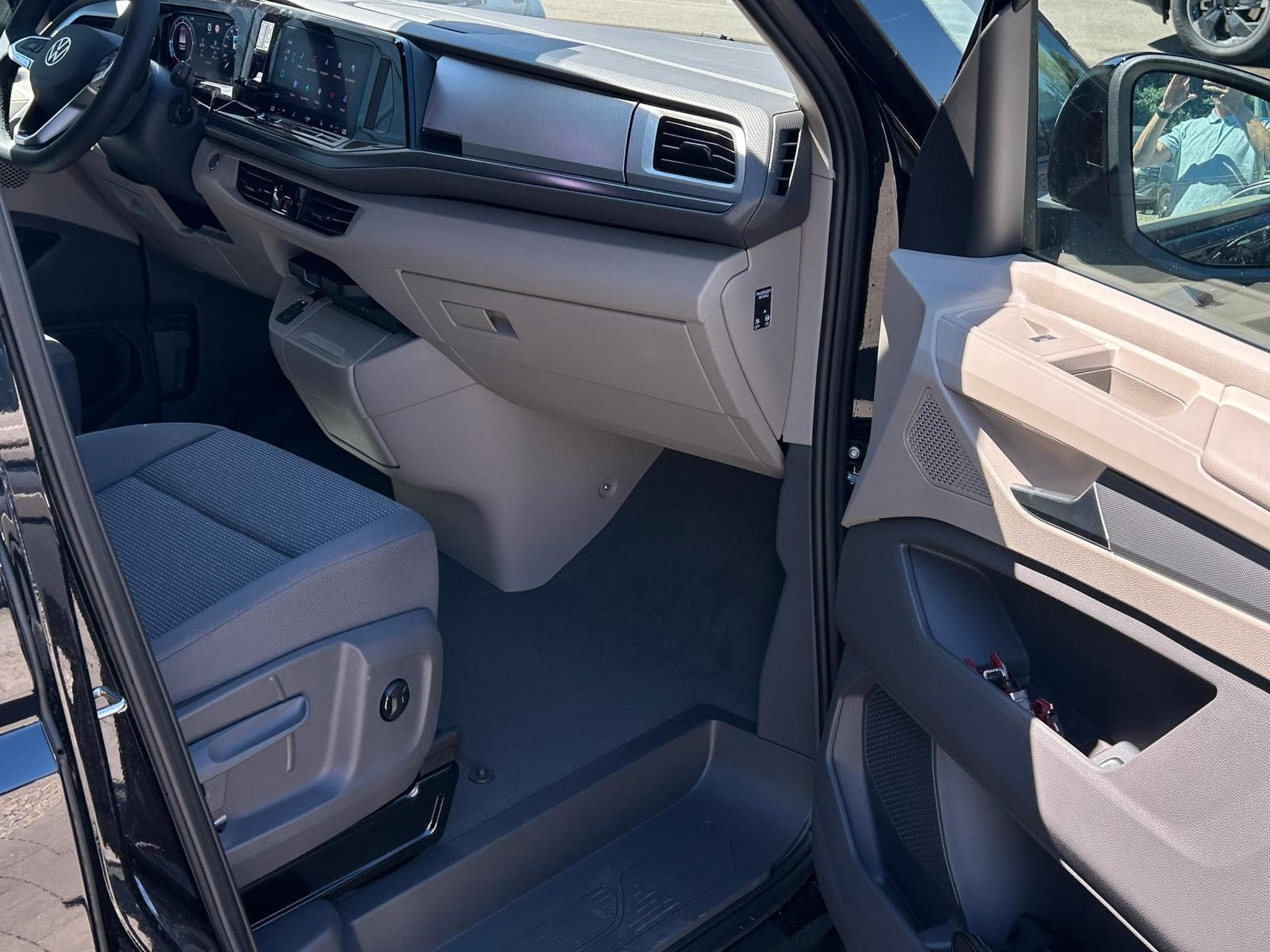 VW T7 Business (2026) - Photo 12