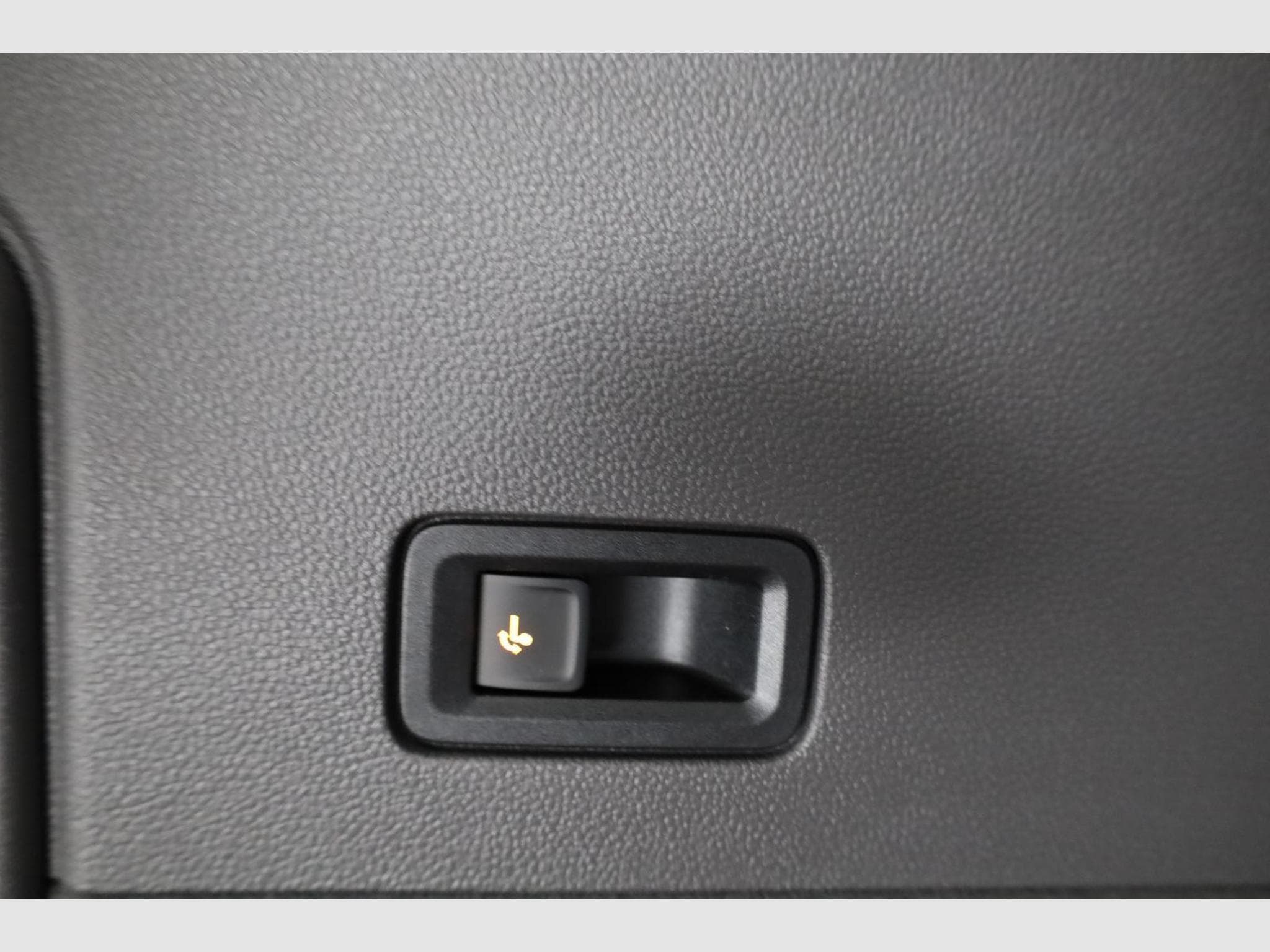 VW T7 eHybrid 4M Business (2026) - Foto 14