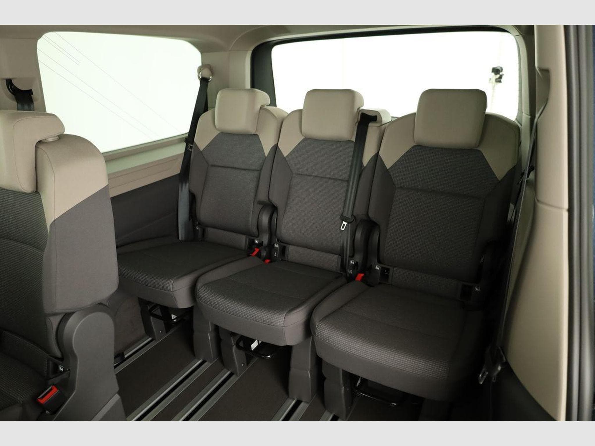 VW T7 eHybrid 4M Business (2026) - Foto 12