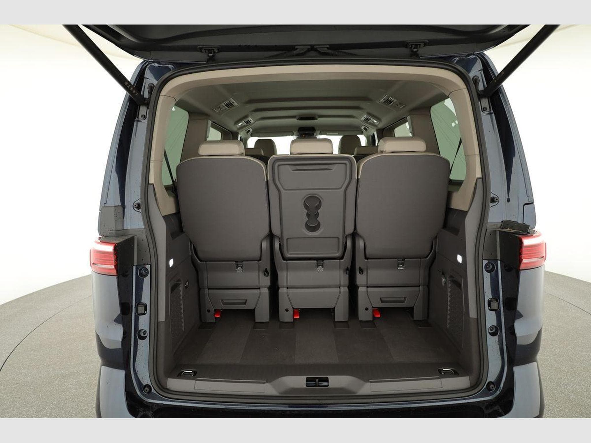 VW T7 eHybrid 4M Business (2026) - Foto 13